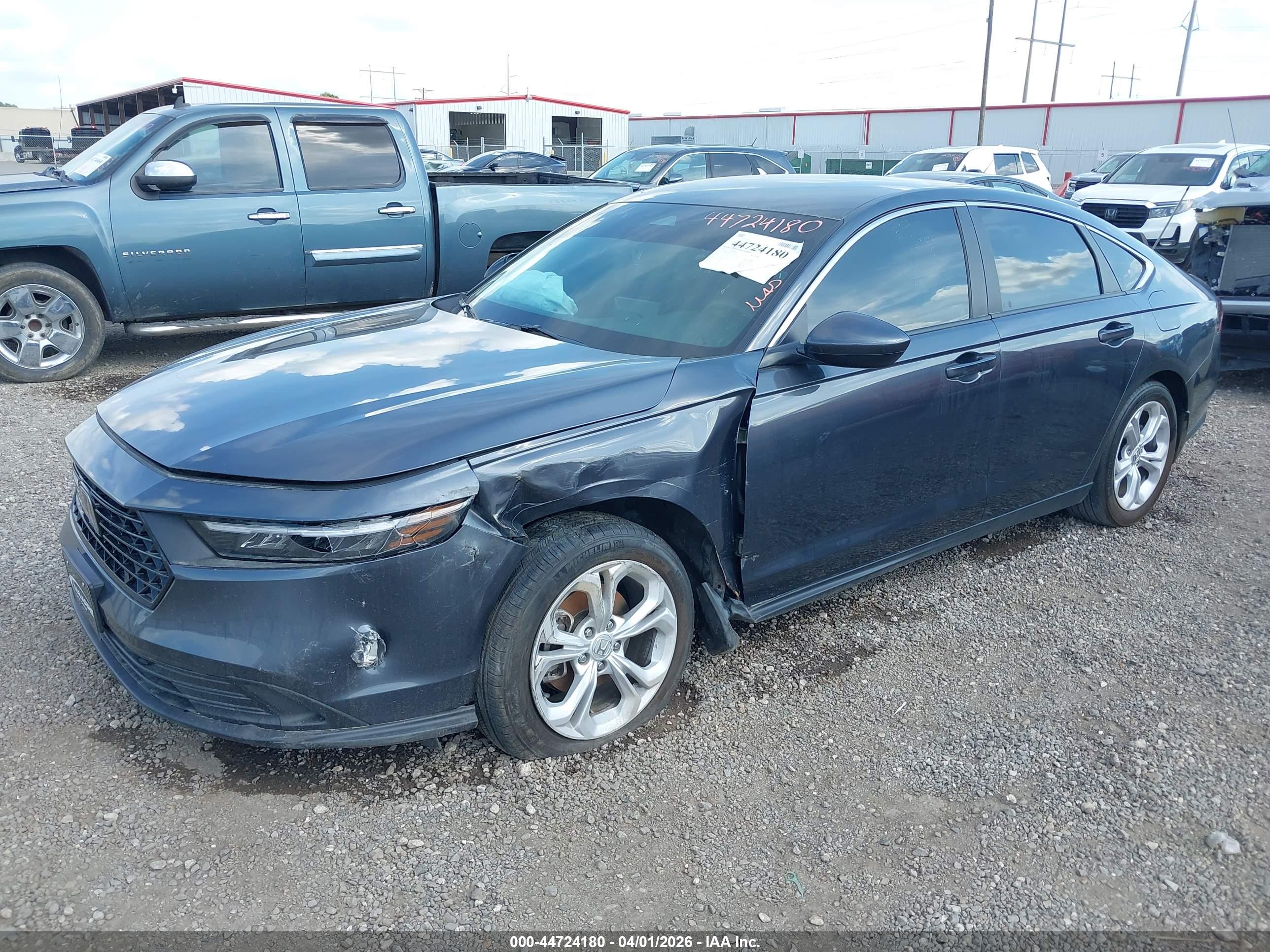 HONDA ACCORD image 2