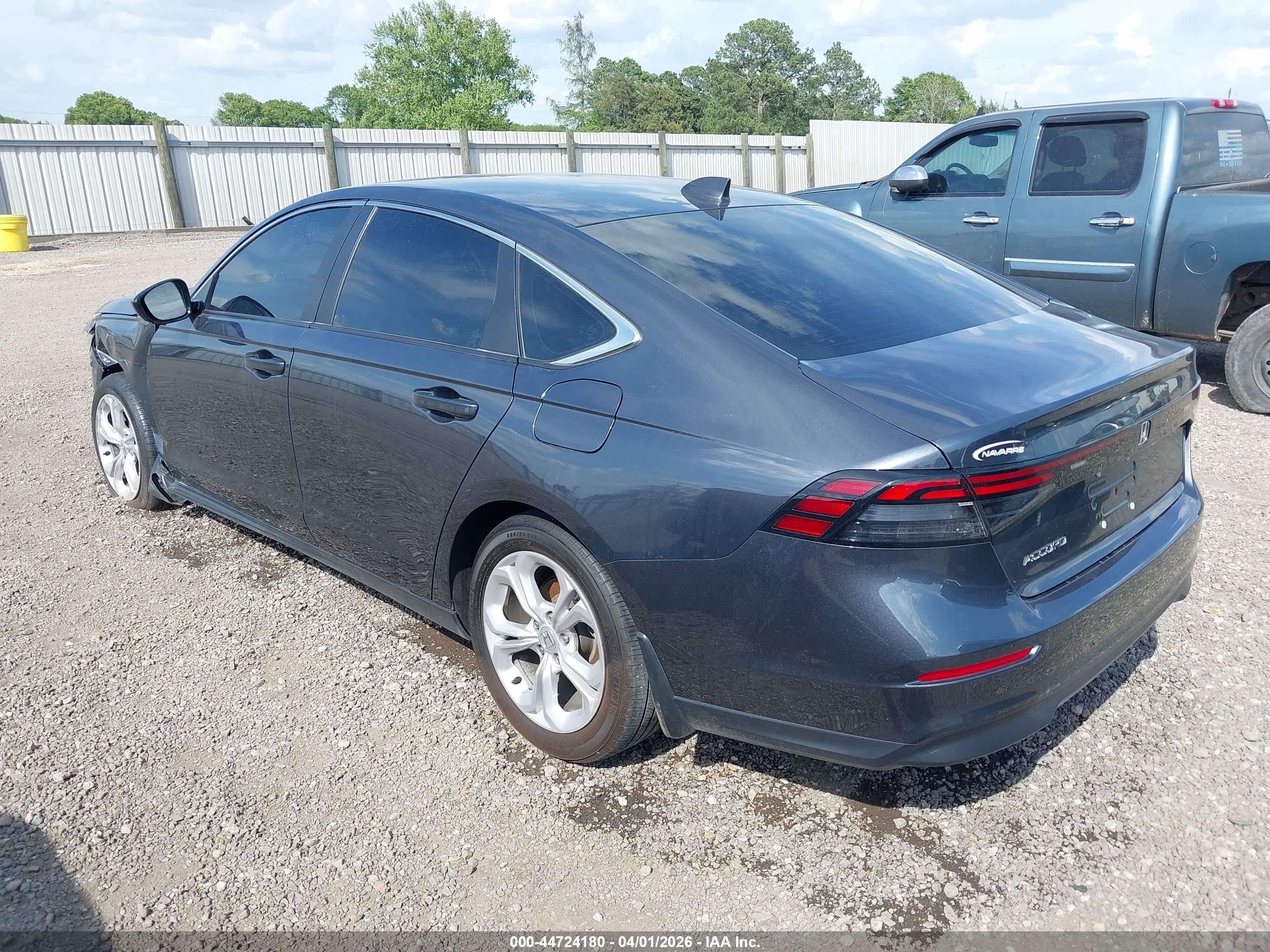 HONDA ACCORD image 3