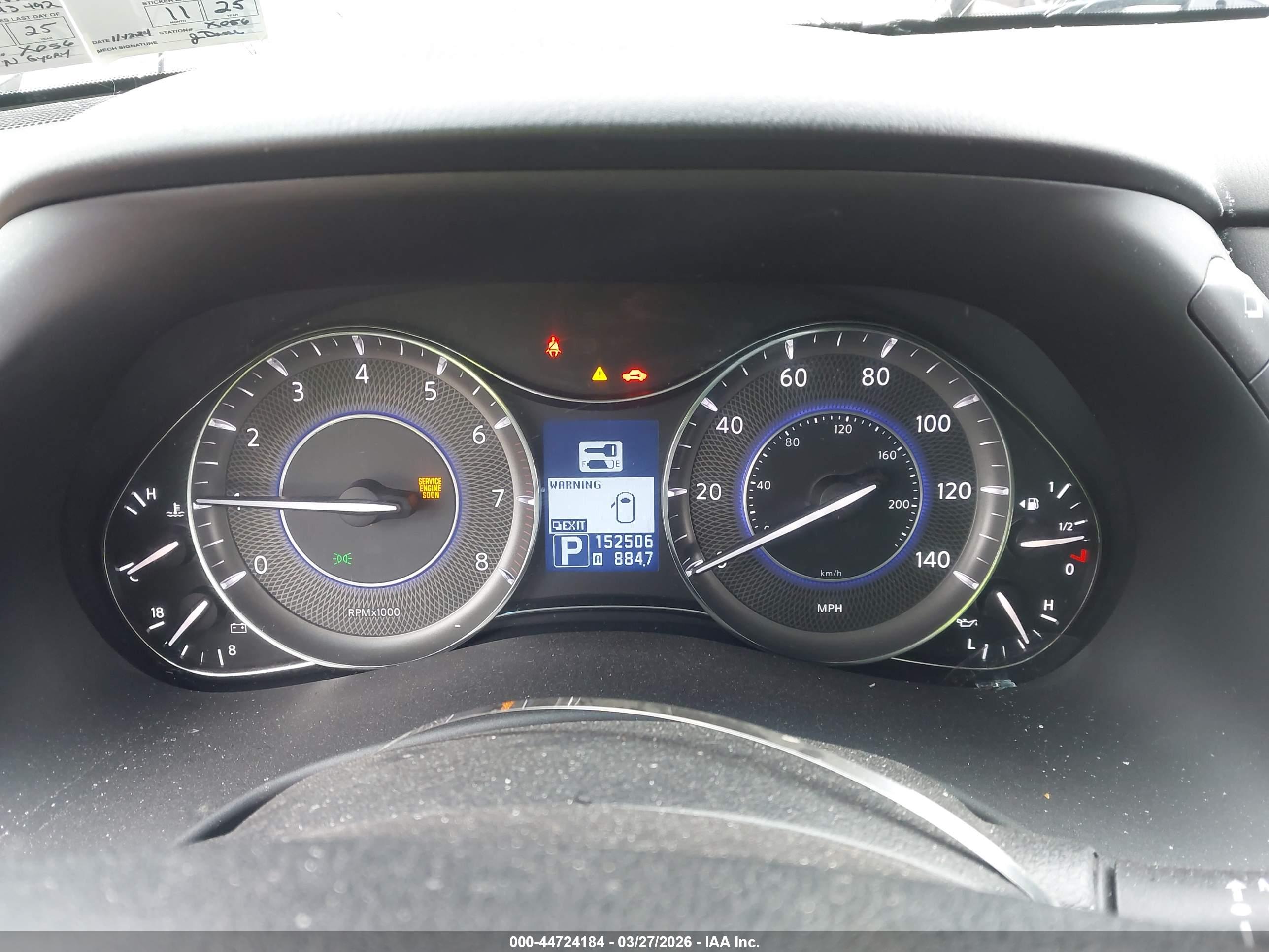 INFINITI QX56 image 7
