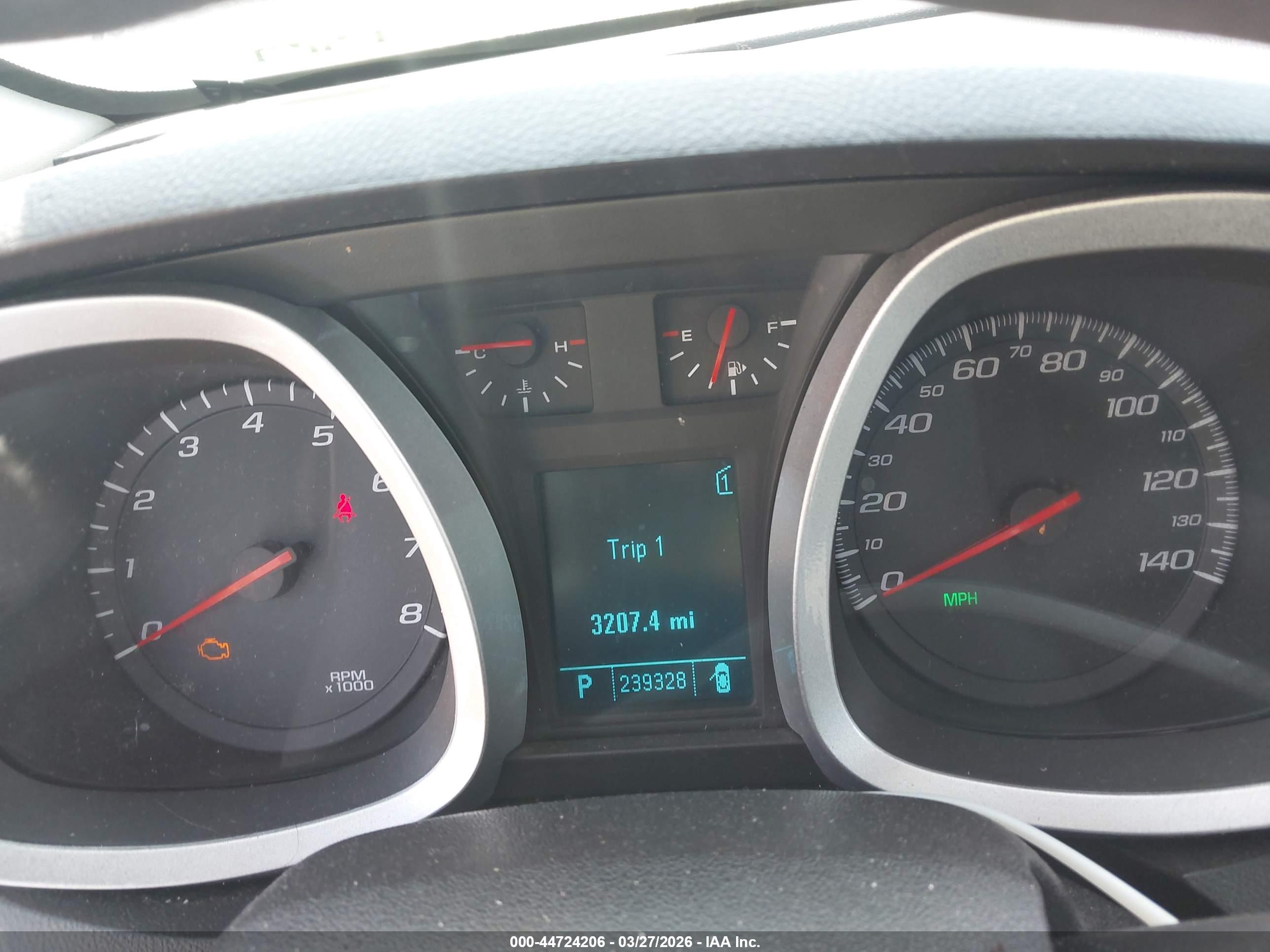 CHEVROLET EQUINOX image 7