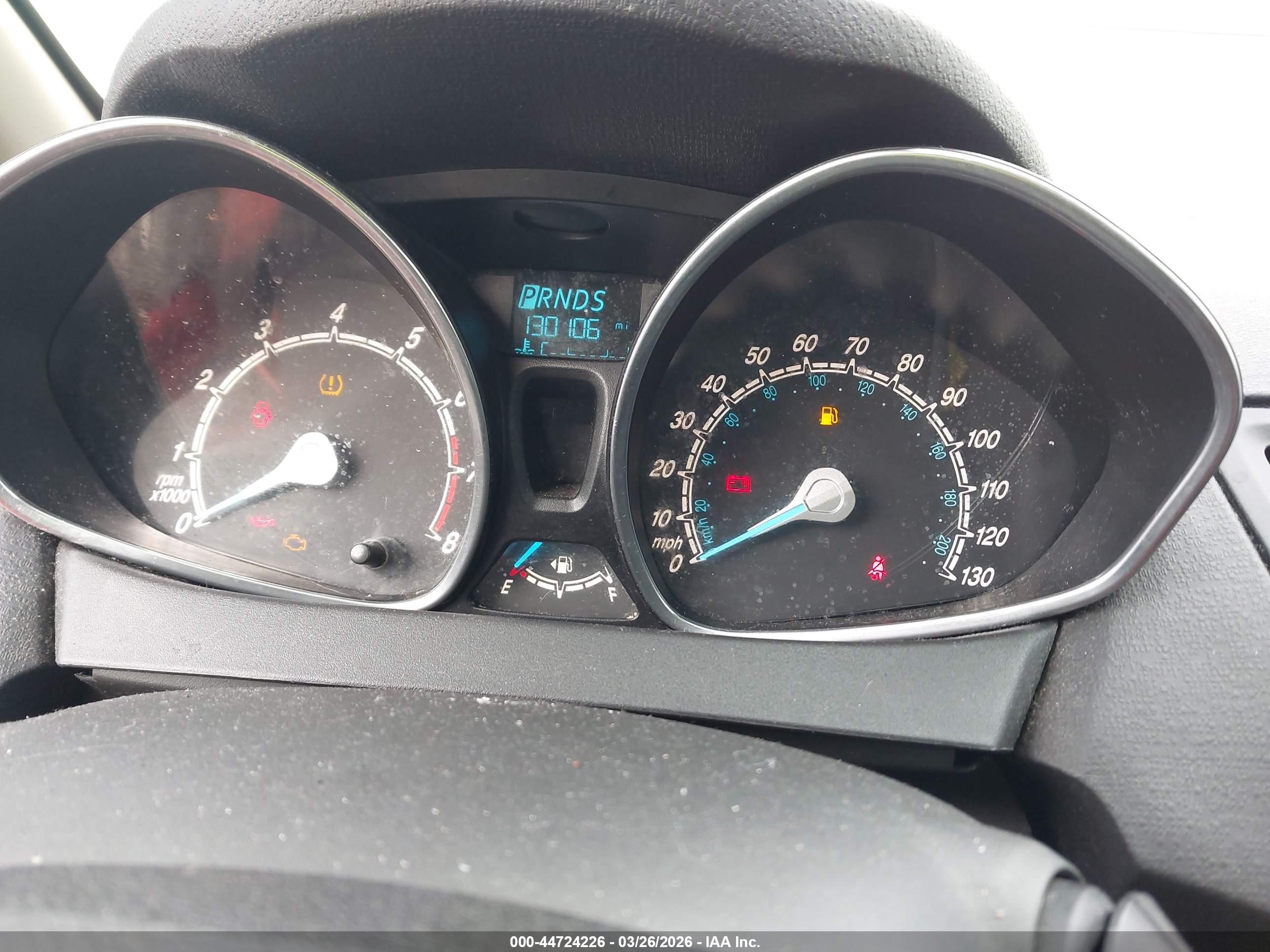 FORD FIESTA image 7