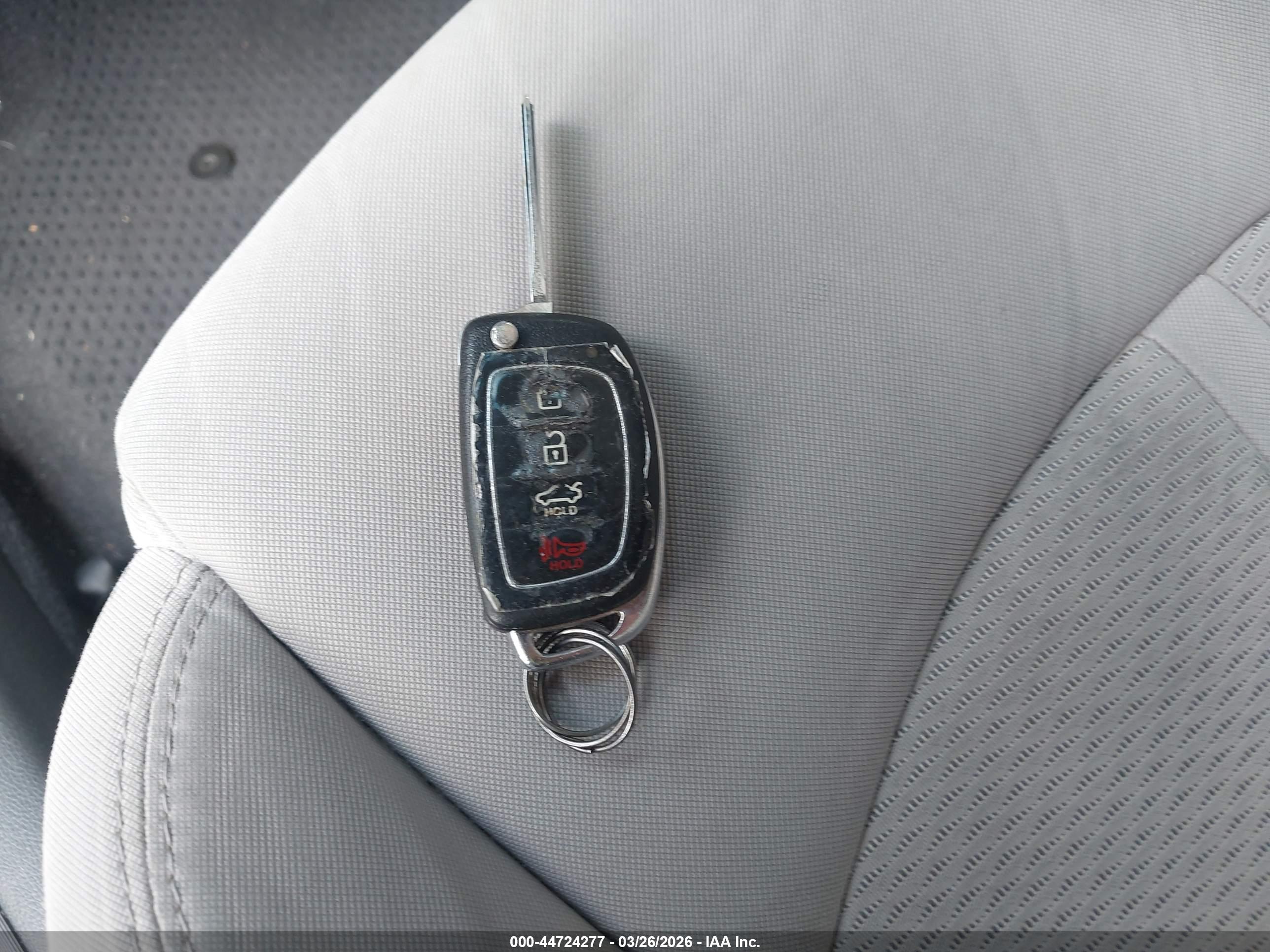 HYUNDAI SONATA image 11