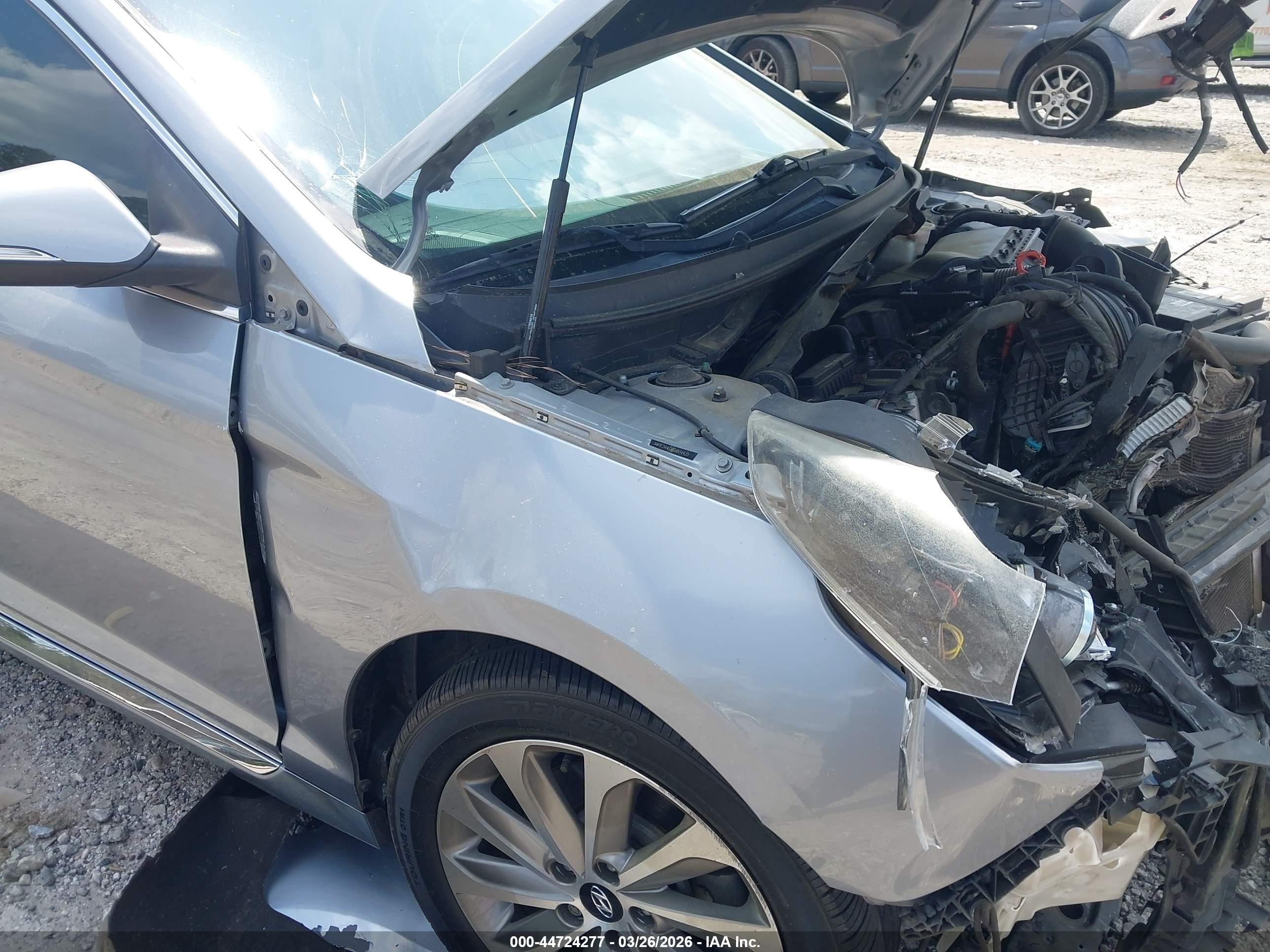 HYUNDAI SONATA image 6