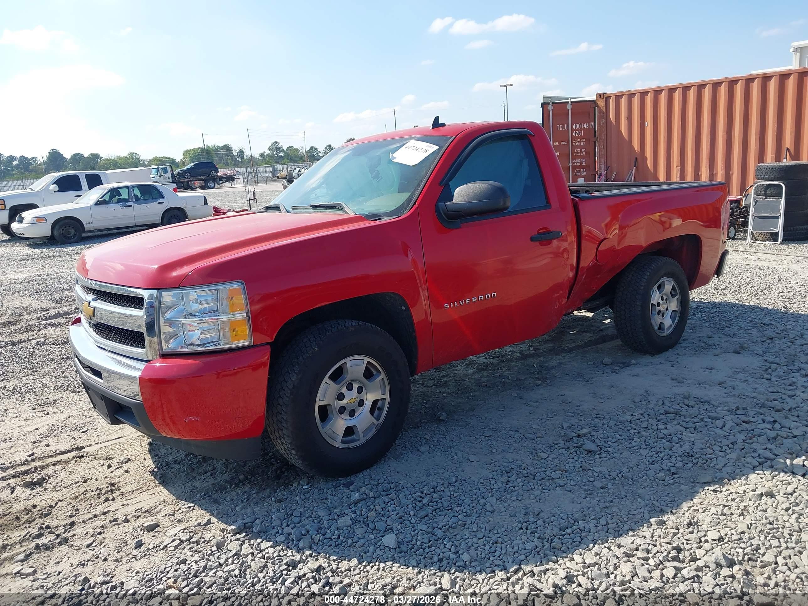 CHEVROLET SILVERADO image 2