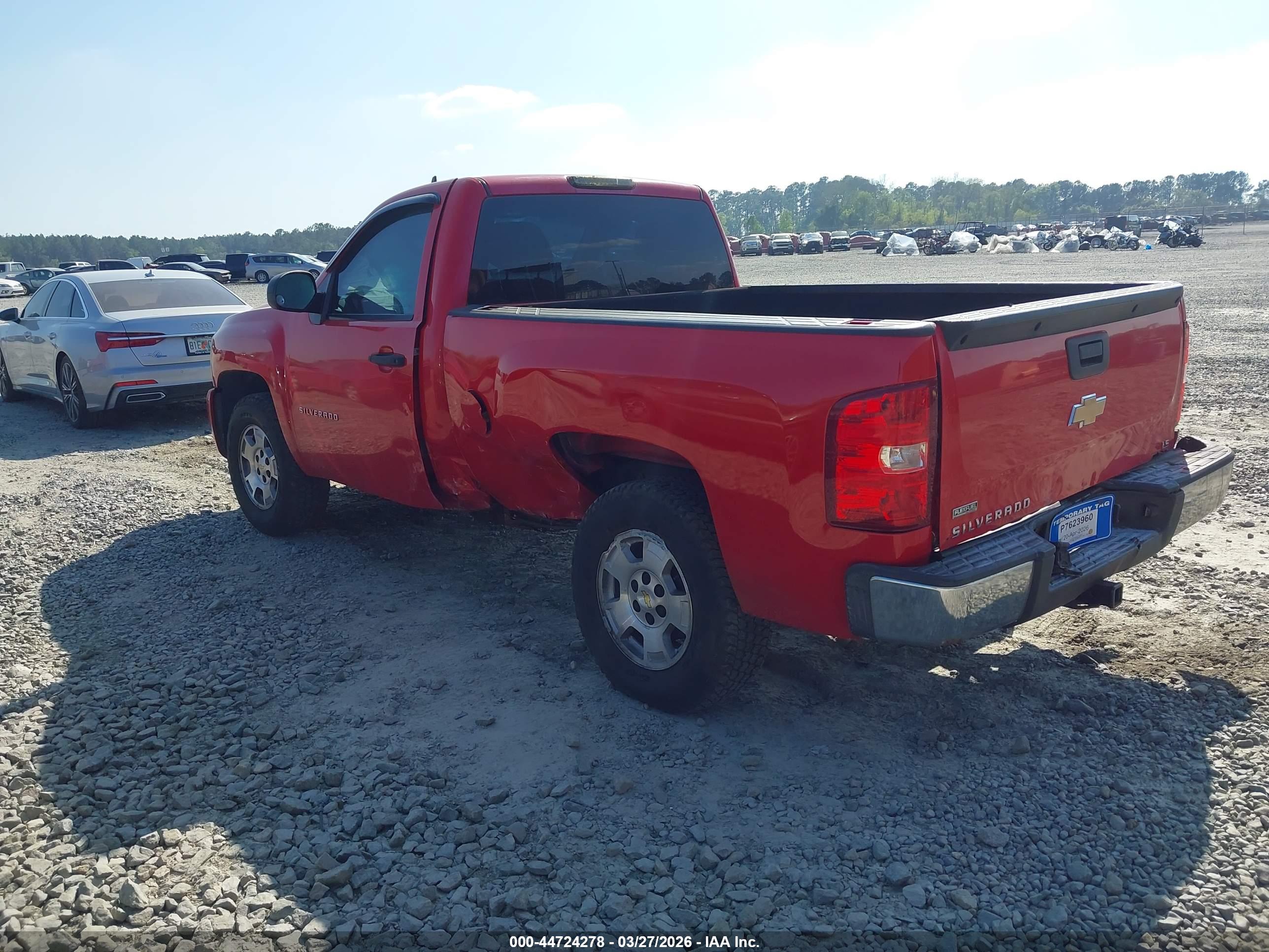 CHEVROLET SILVERADO image 3