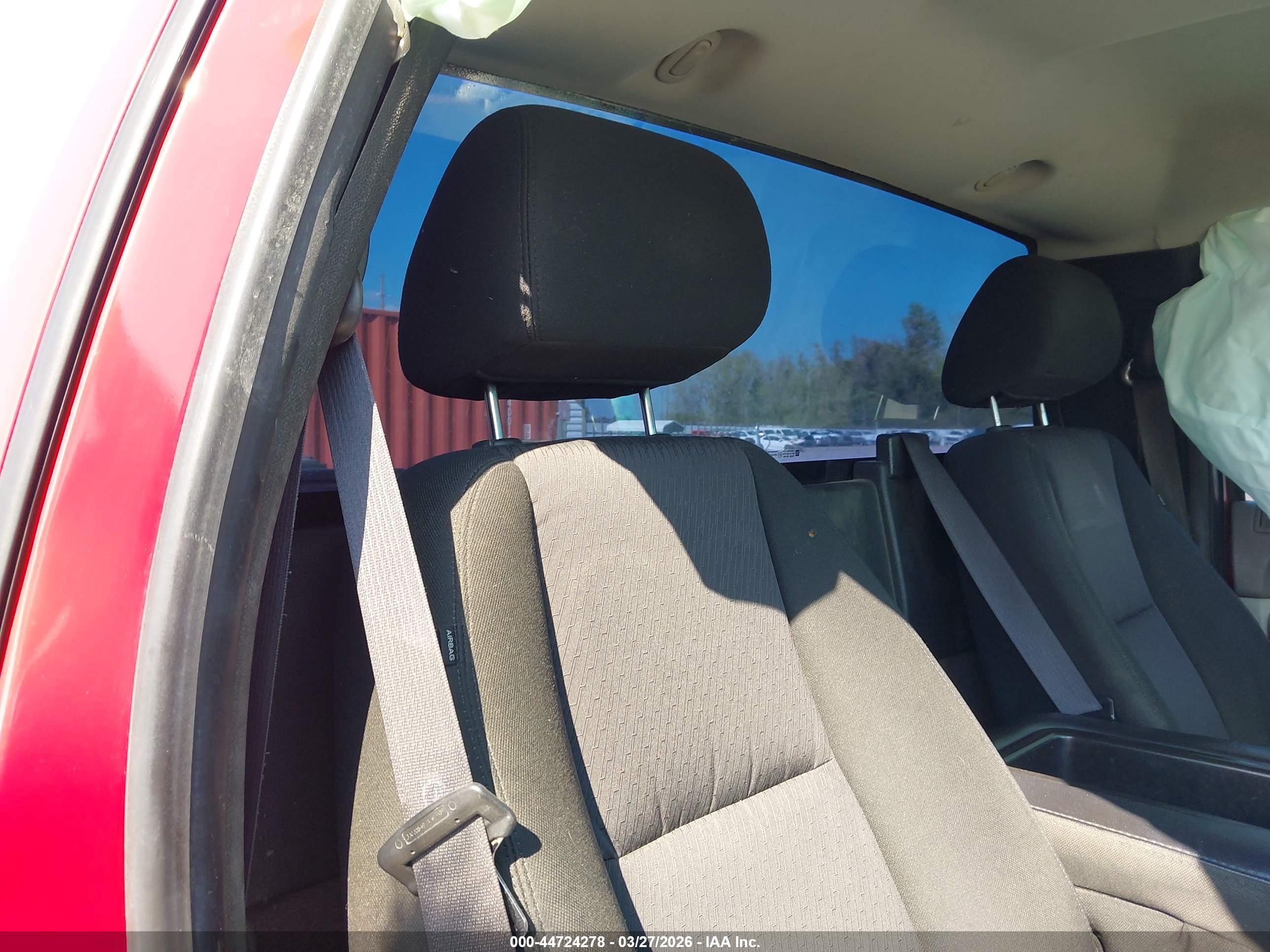 CHEVROLET SILVERADO image 8