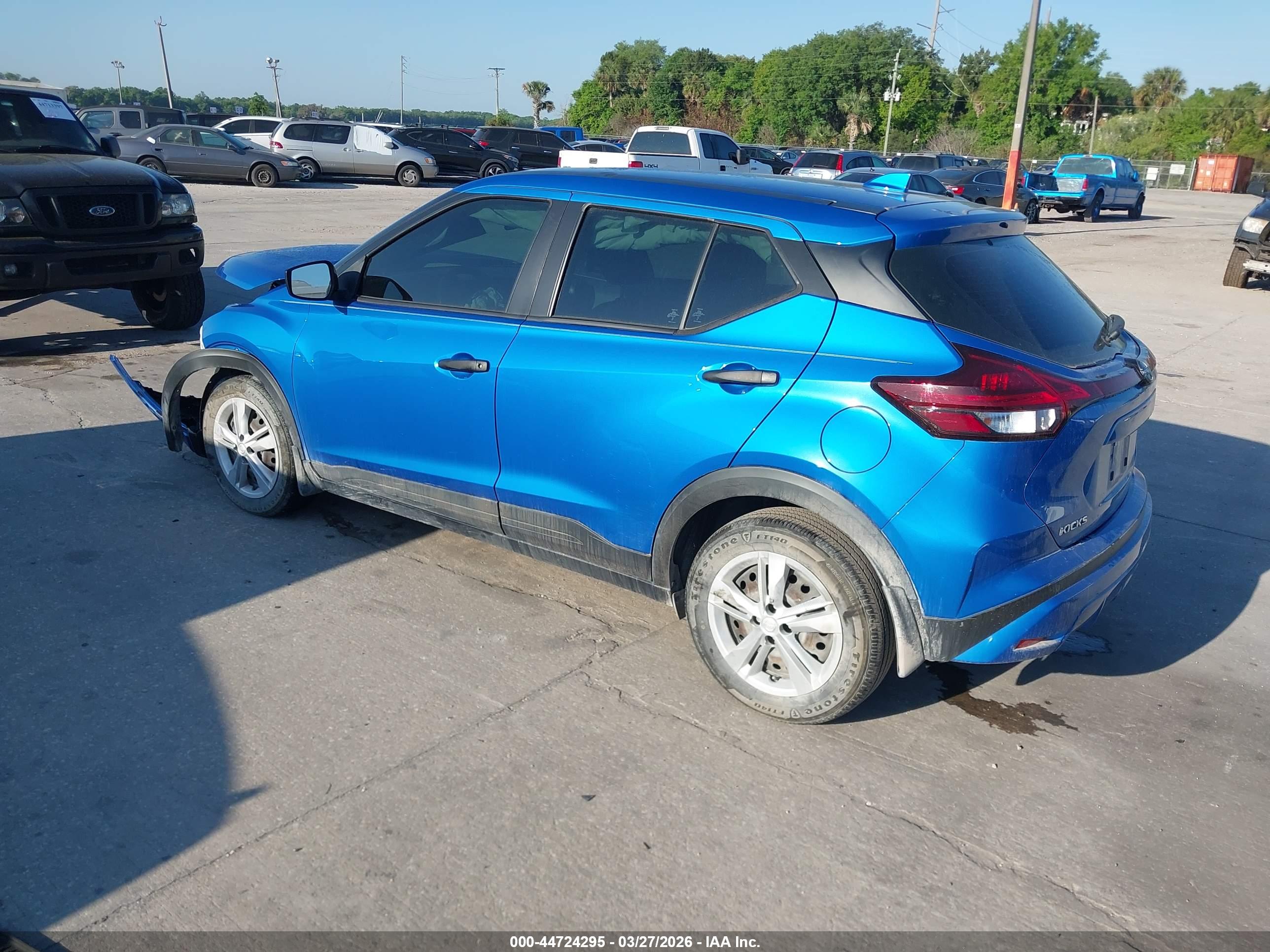 NISSAN KICKS image 3