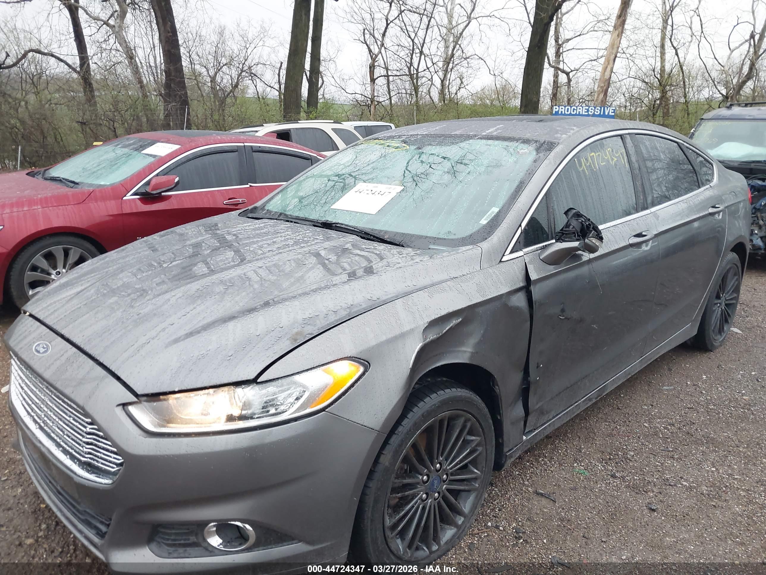 FORD FUSION image 6