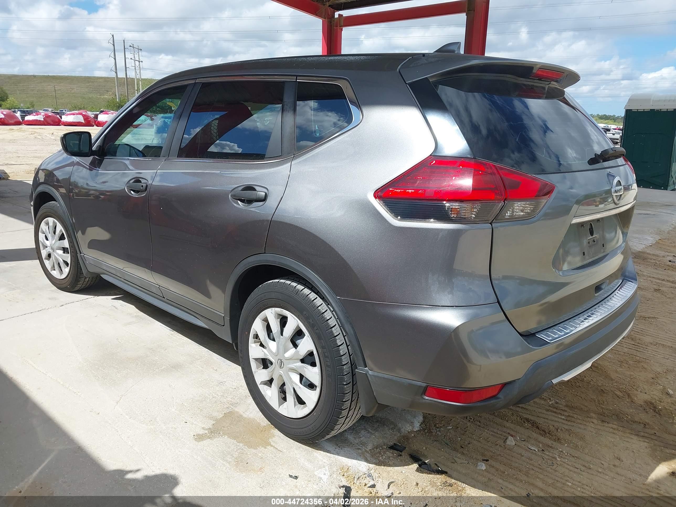 NISSAN ROGUE image 3