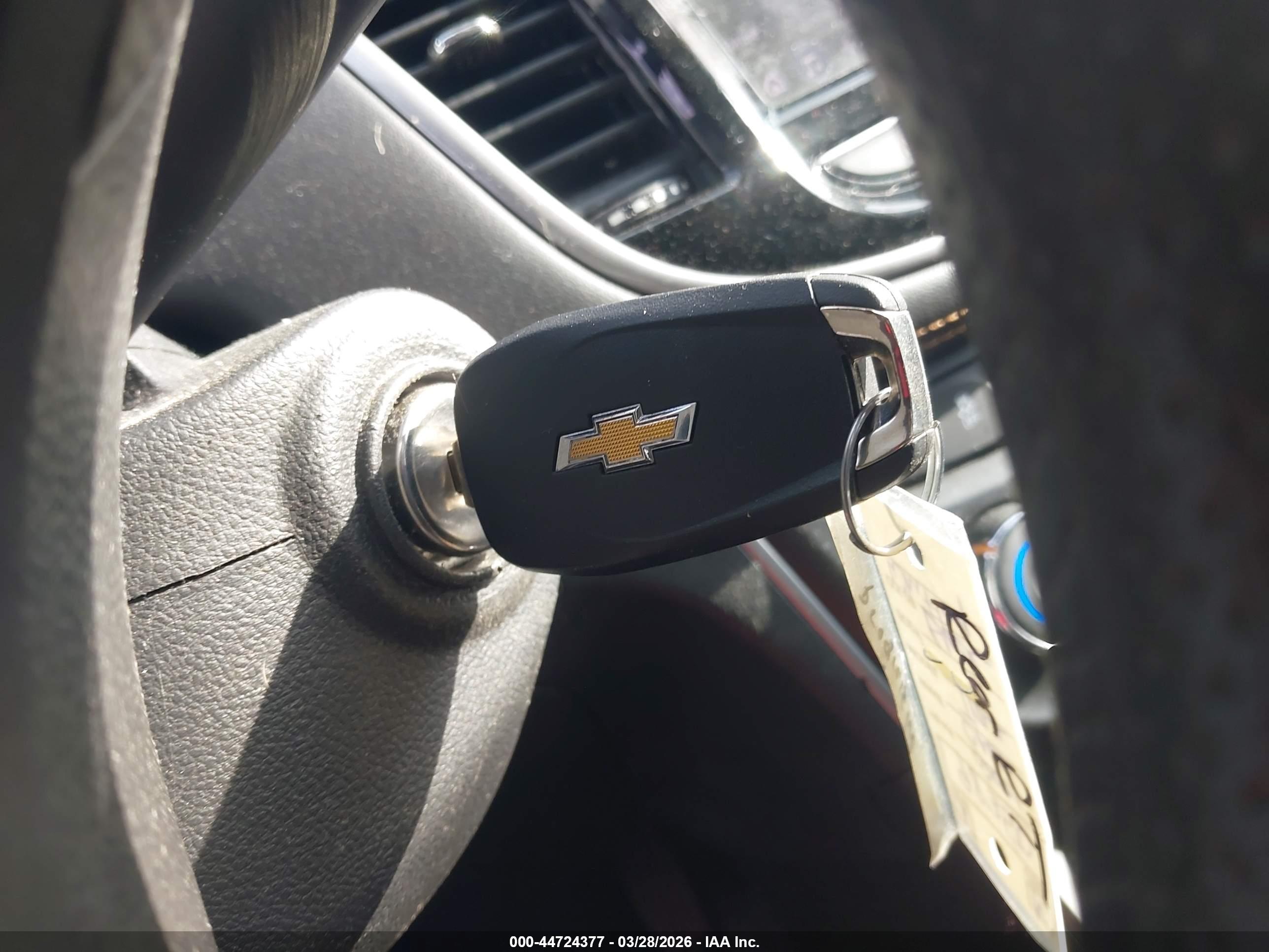 CHEVROLET TRAX image 11