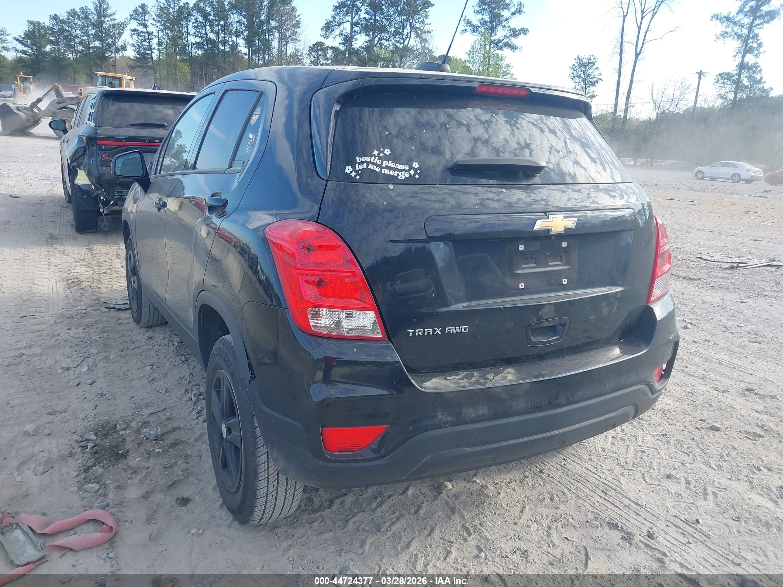 CHEVROLET TRAX image 3