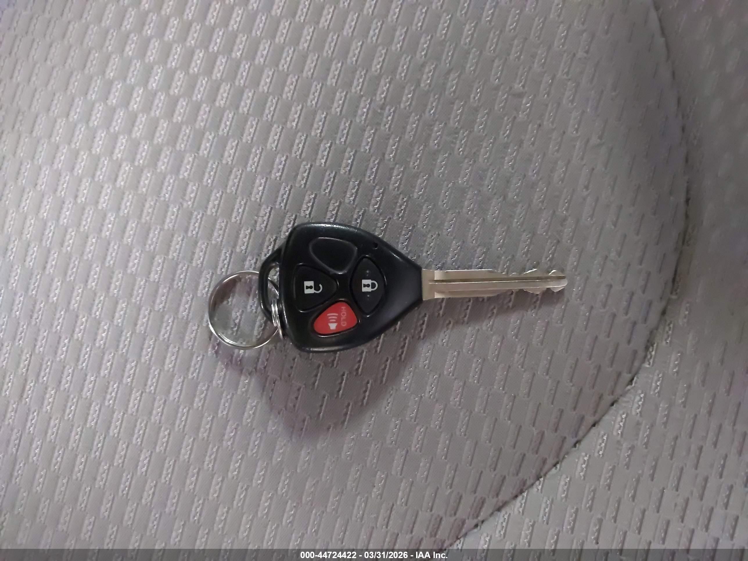 TOYOTA RAV4 image 11