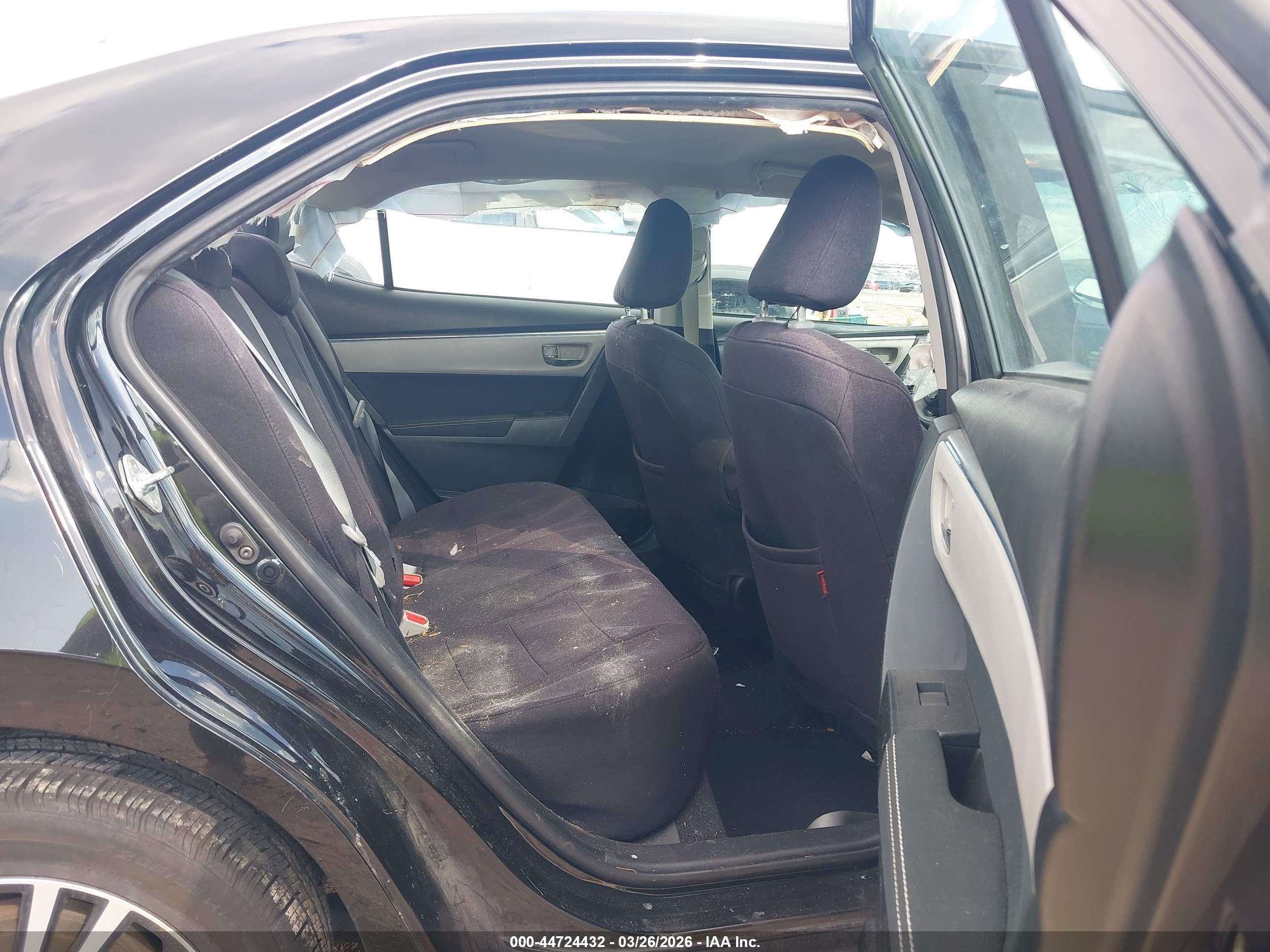 TOYOTA COROLLA image 8