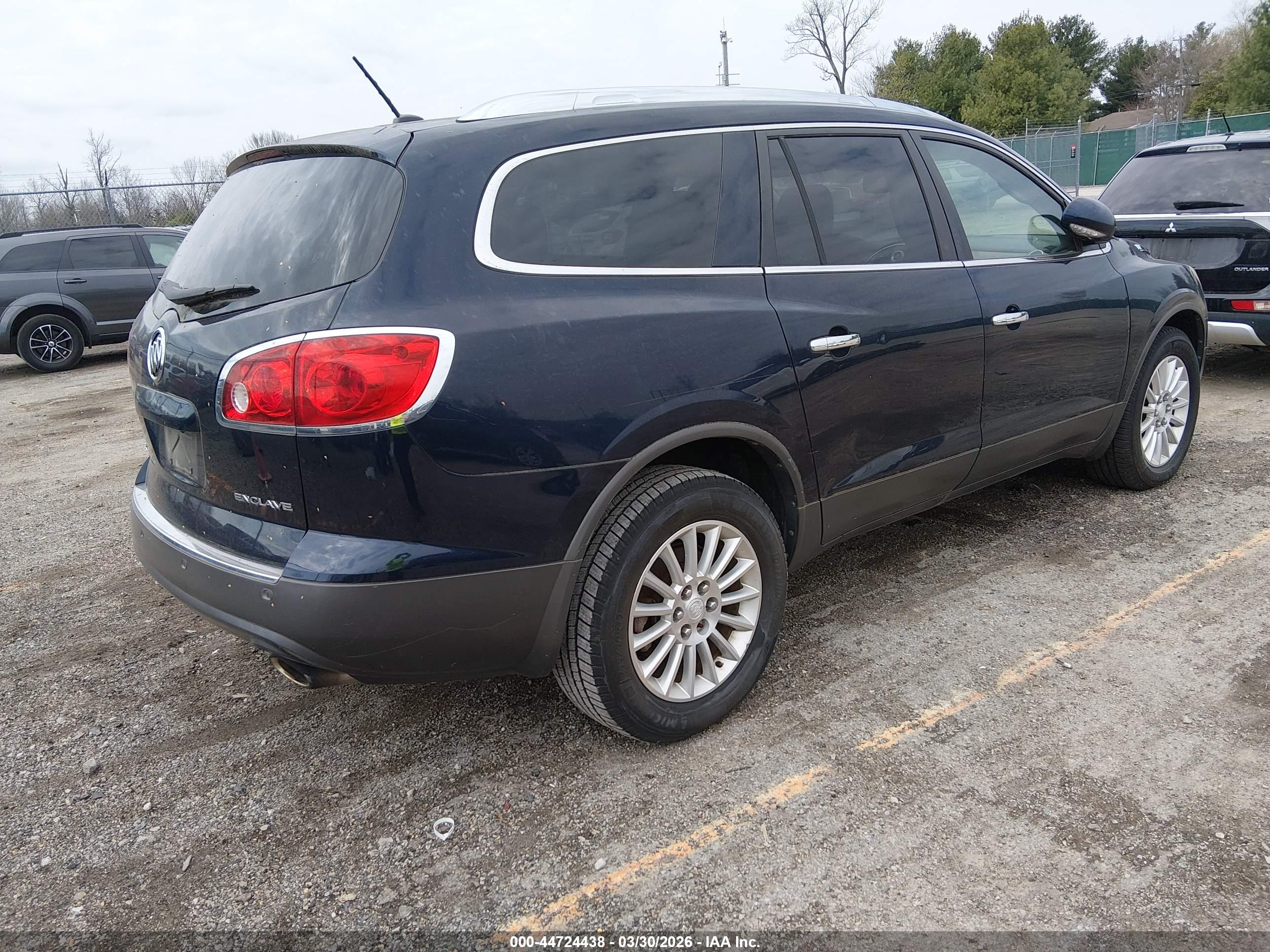 BUICK ENCLAVE image 4