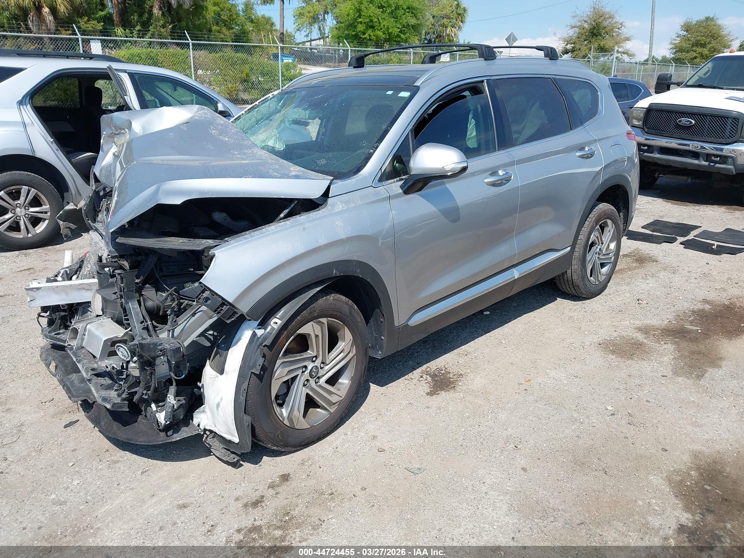 HYUNDAI SANTA image 2