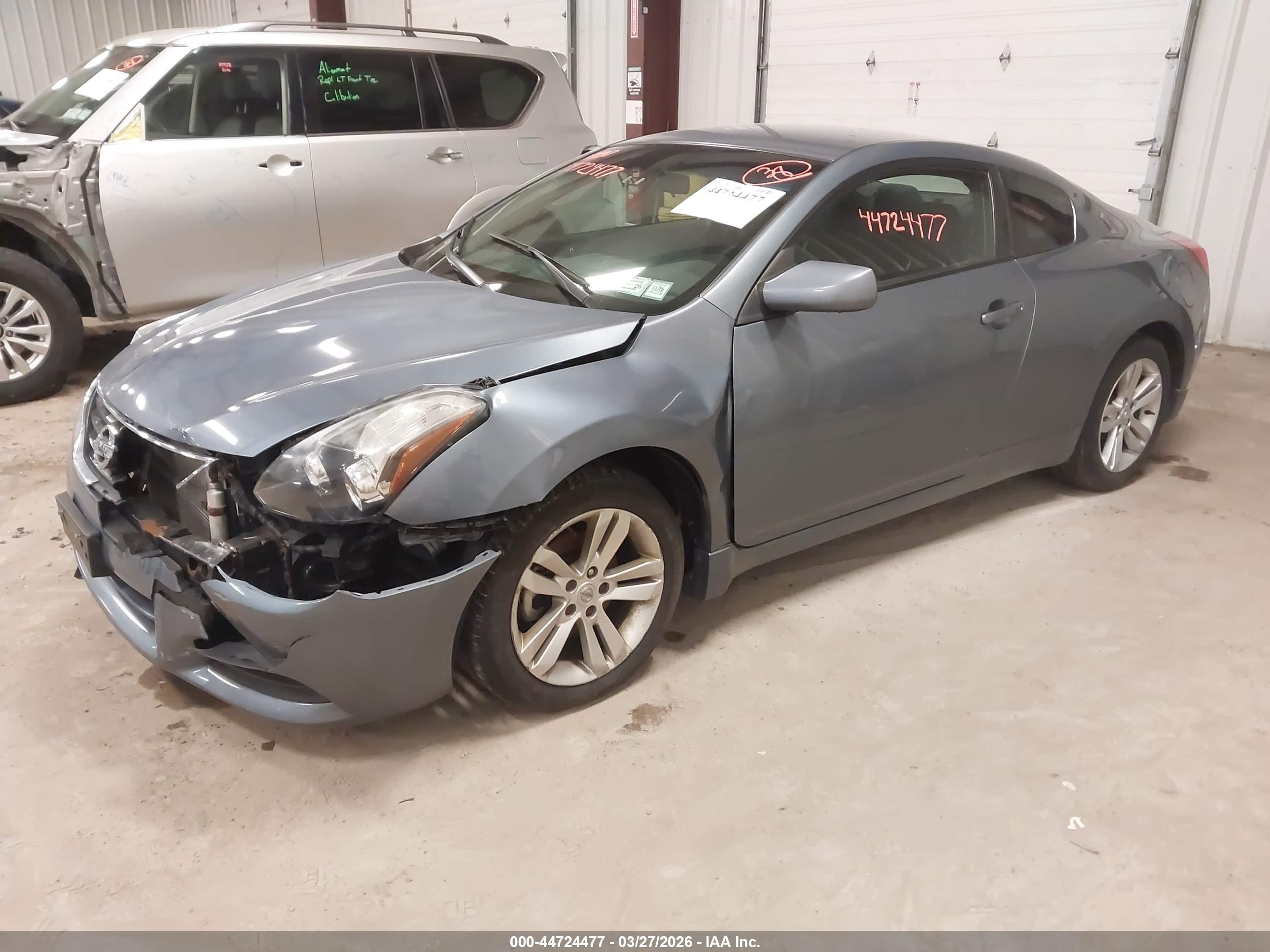 NISSAN ALTIMA image 2