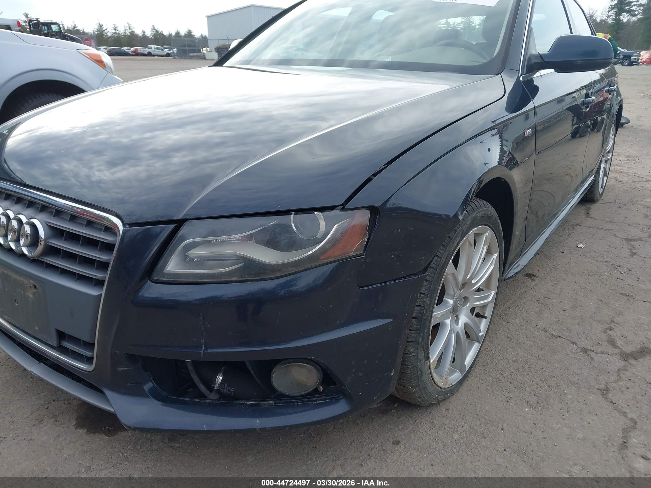 AUDI A4 image 6