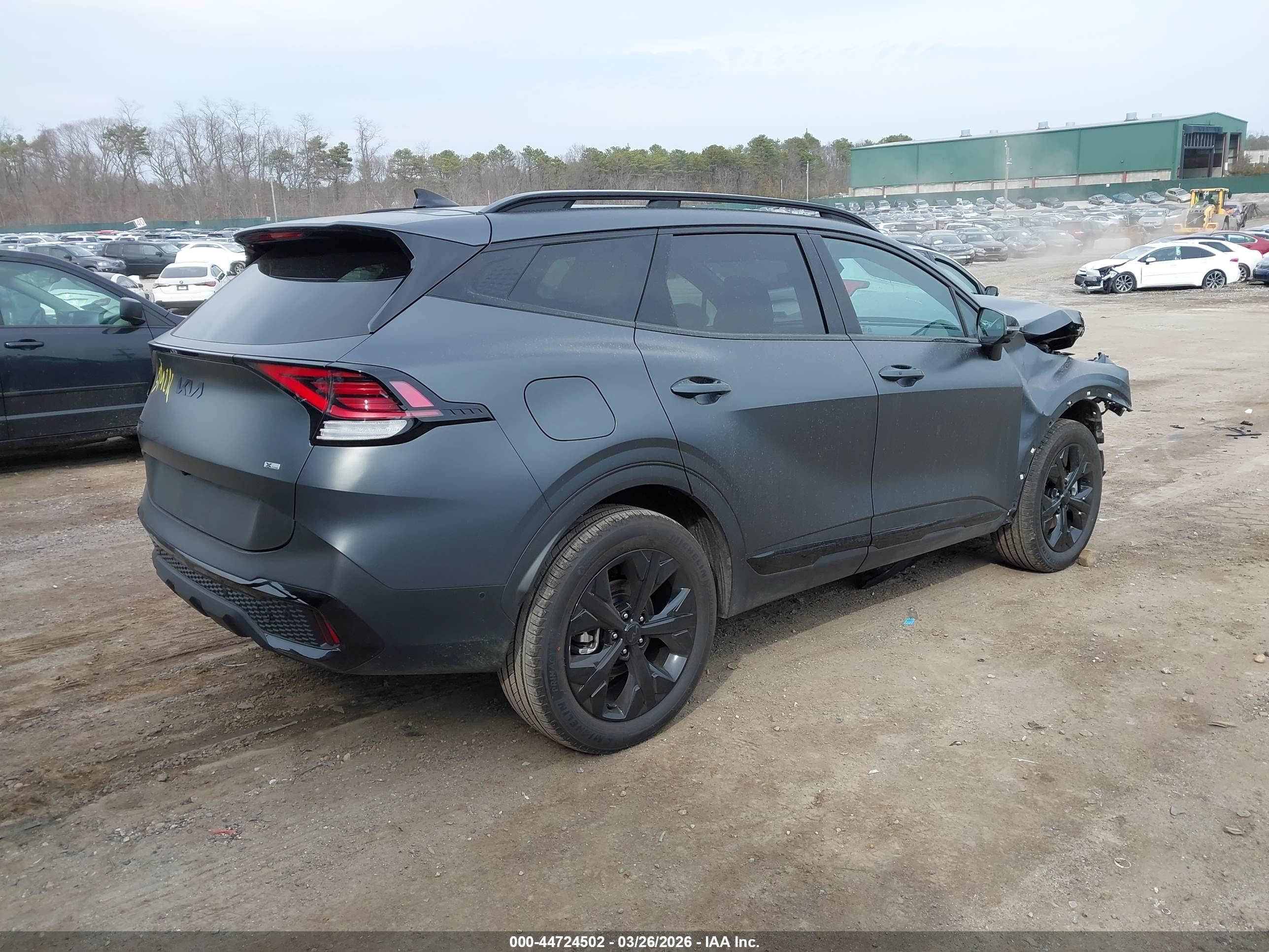 KIA SPORTAGE image 4