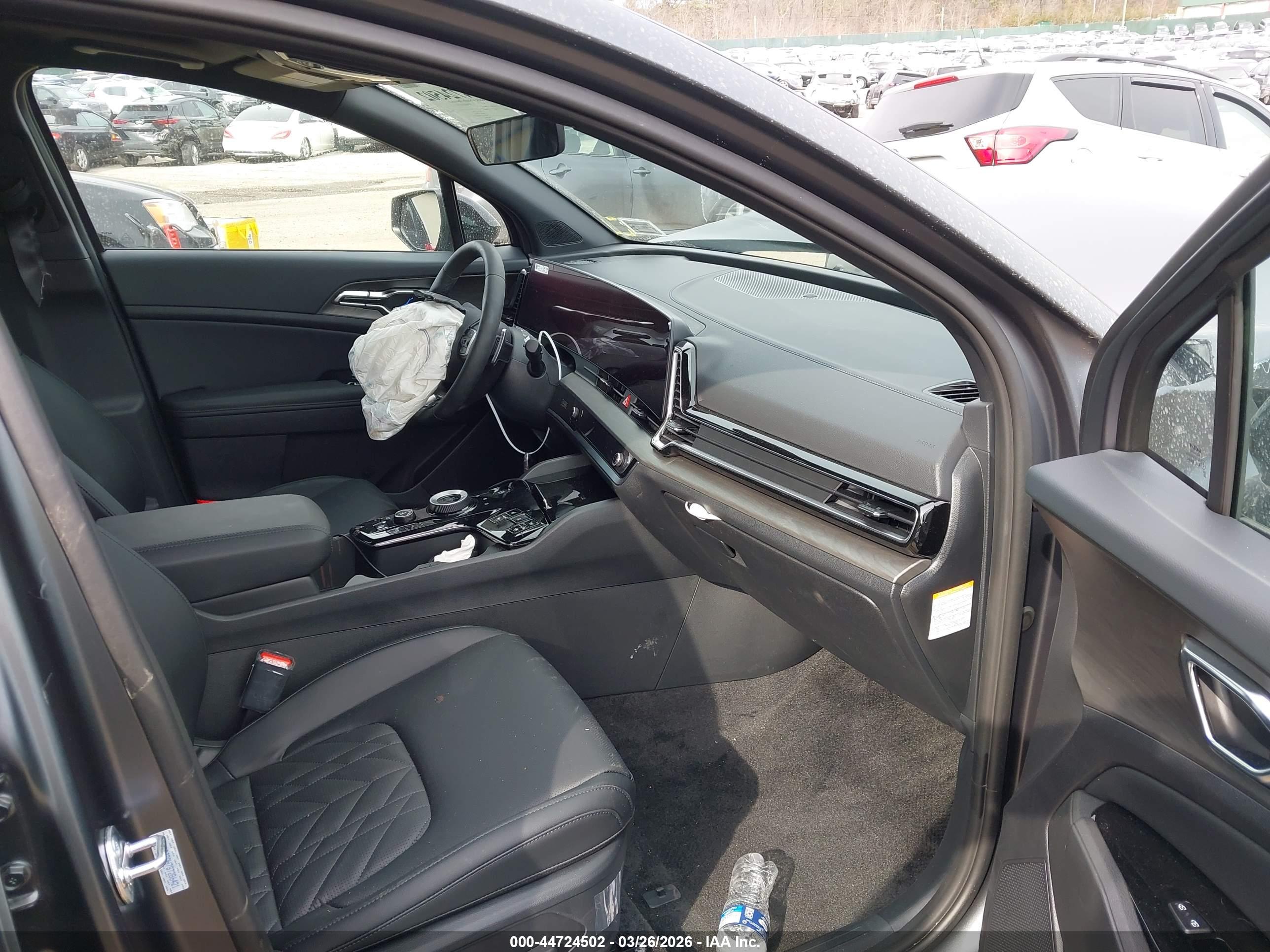 KIA SPORTAGE image 5