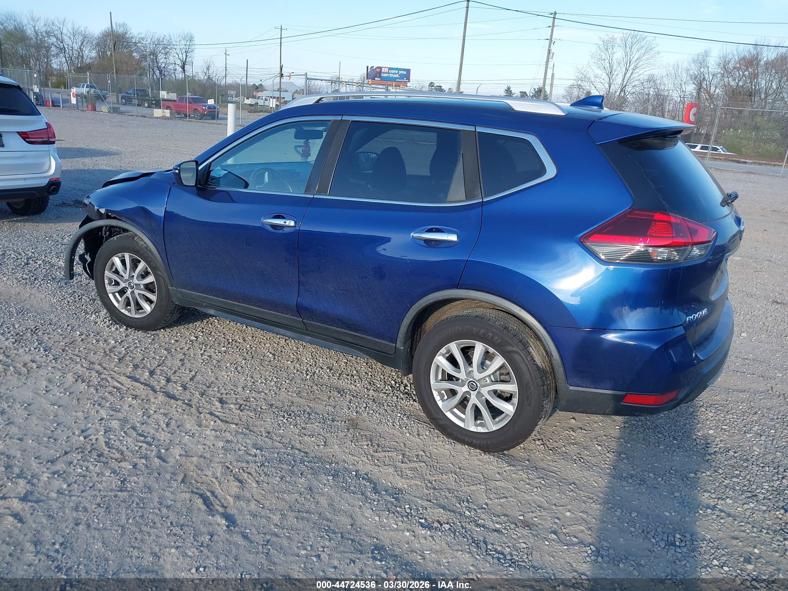 NISSAN ROGUE image 3