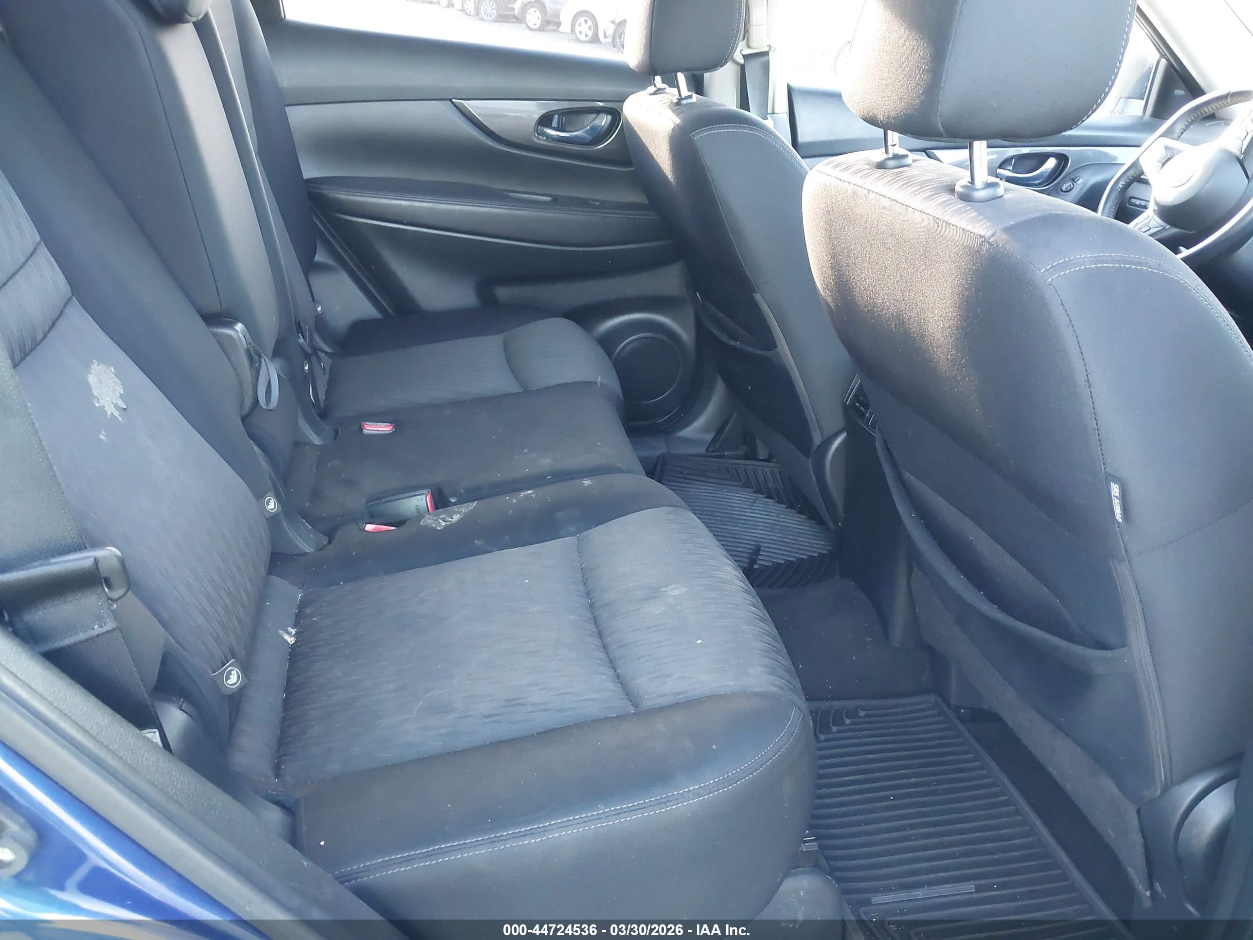 NISSAN ROGUE image 8