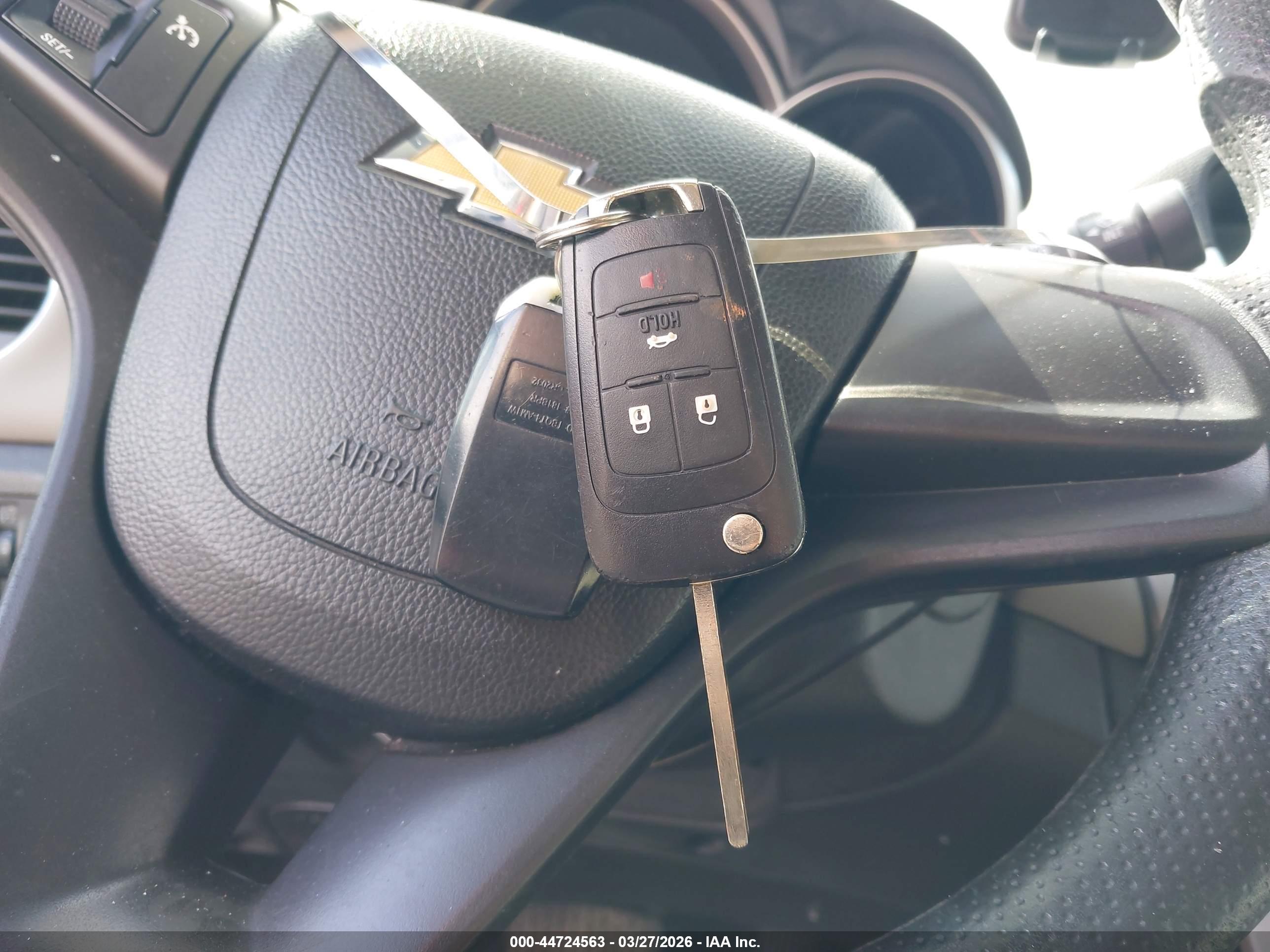 CHEVROLET CRUZE image 11