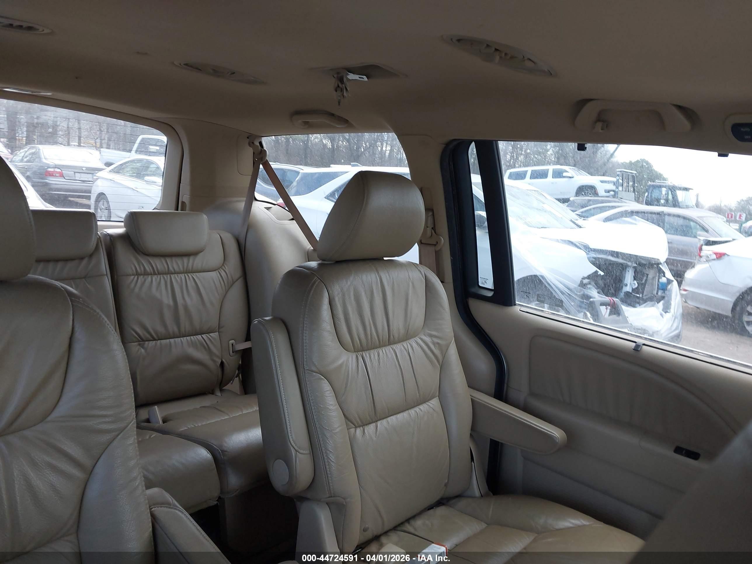 HONDA ODYSSEY image 8