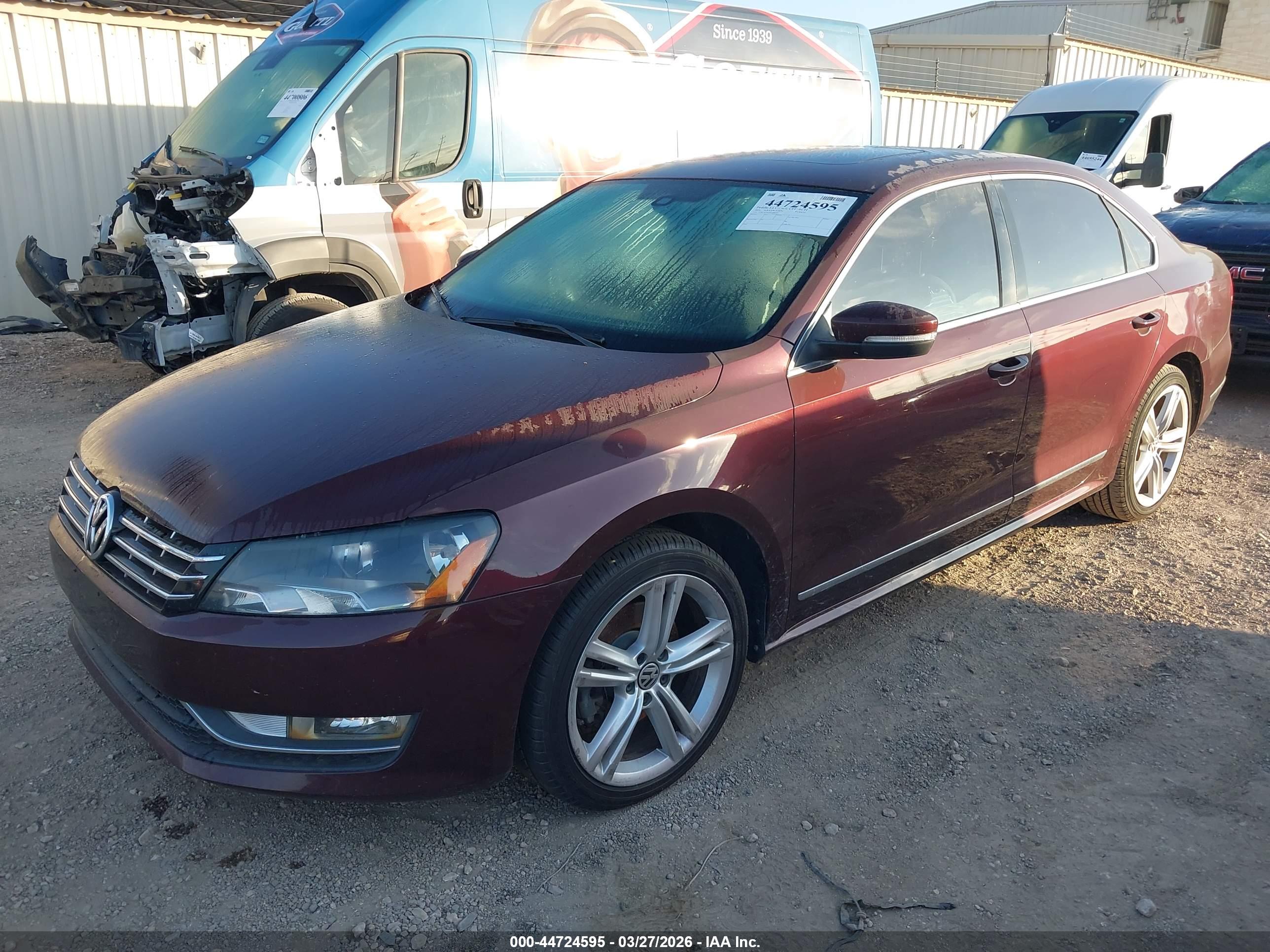 VOLKSWAGEN PASSAT image 2