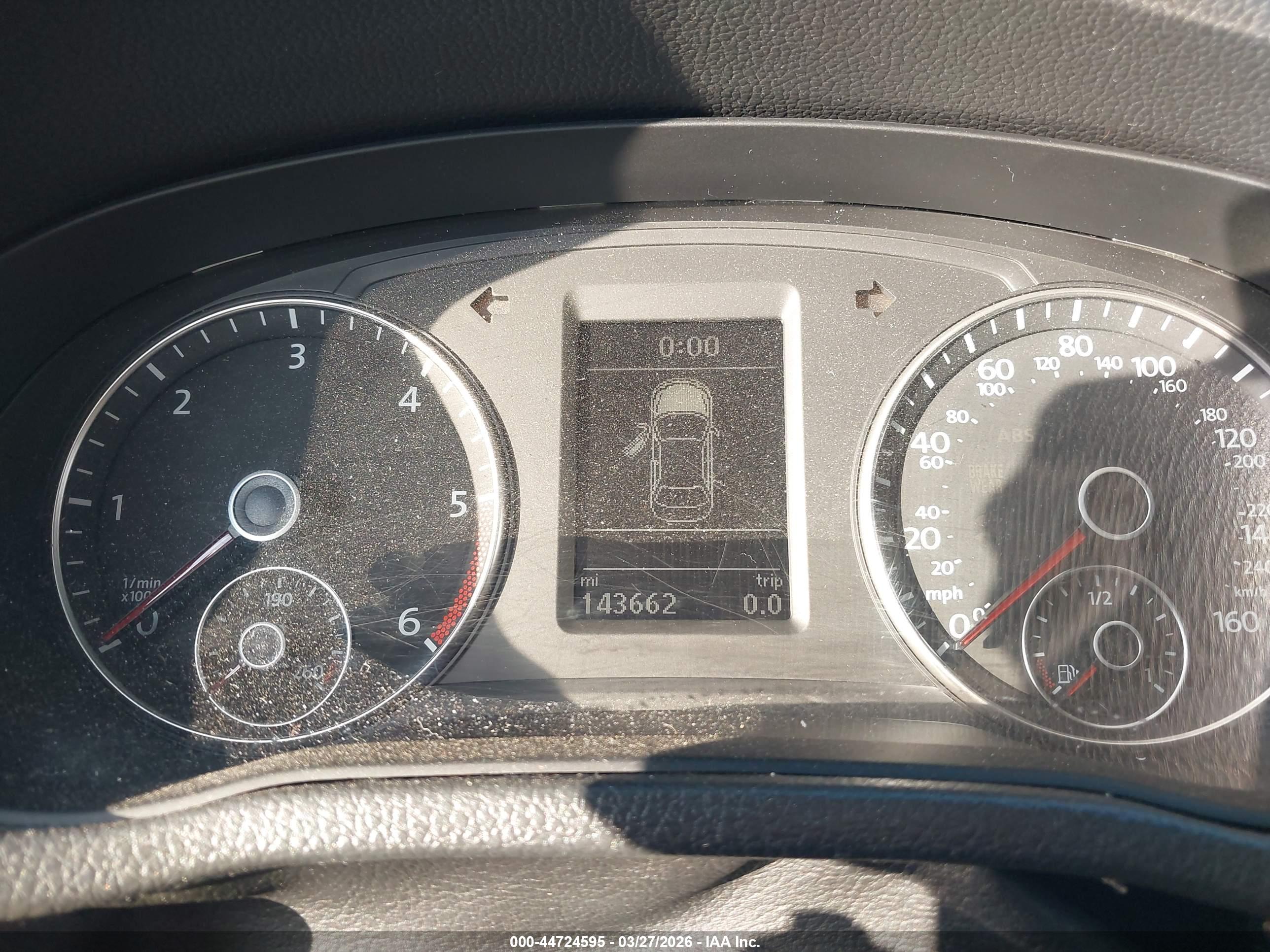 VOLKSWAGEN PASSAT image 7
