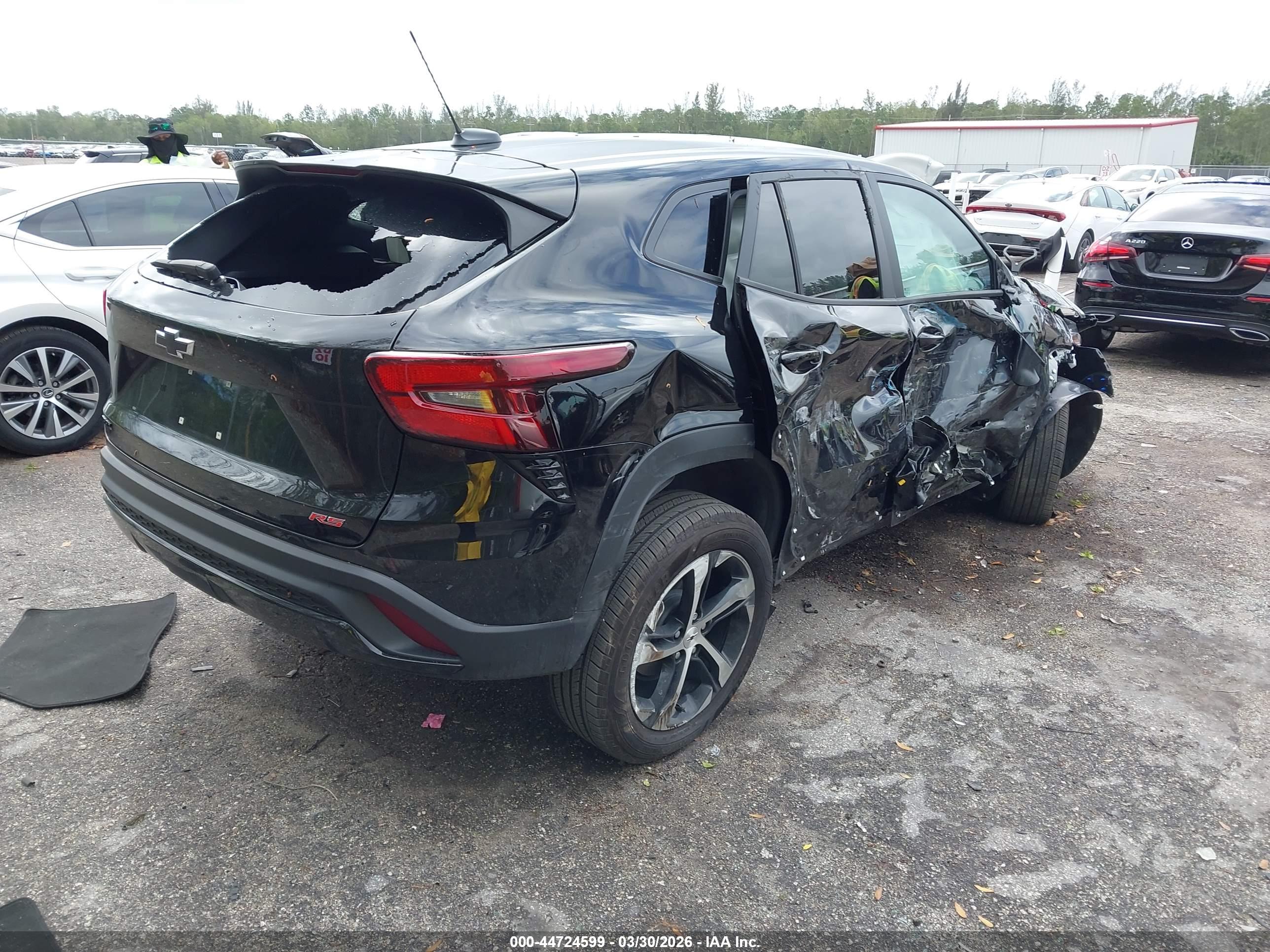 CHEVROLET TRAX image 4