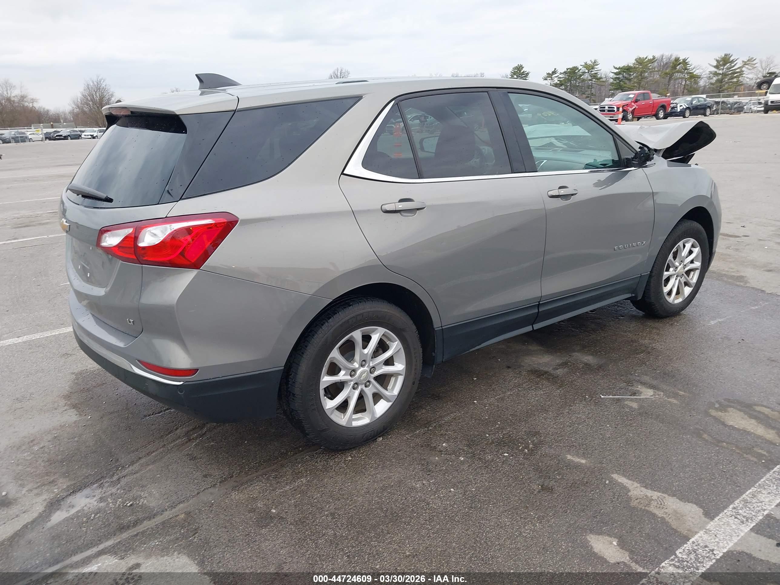 CHEVROLET EQUINOX image 4