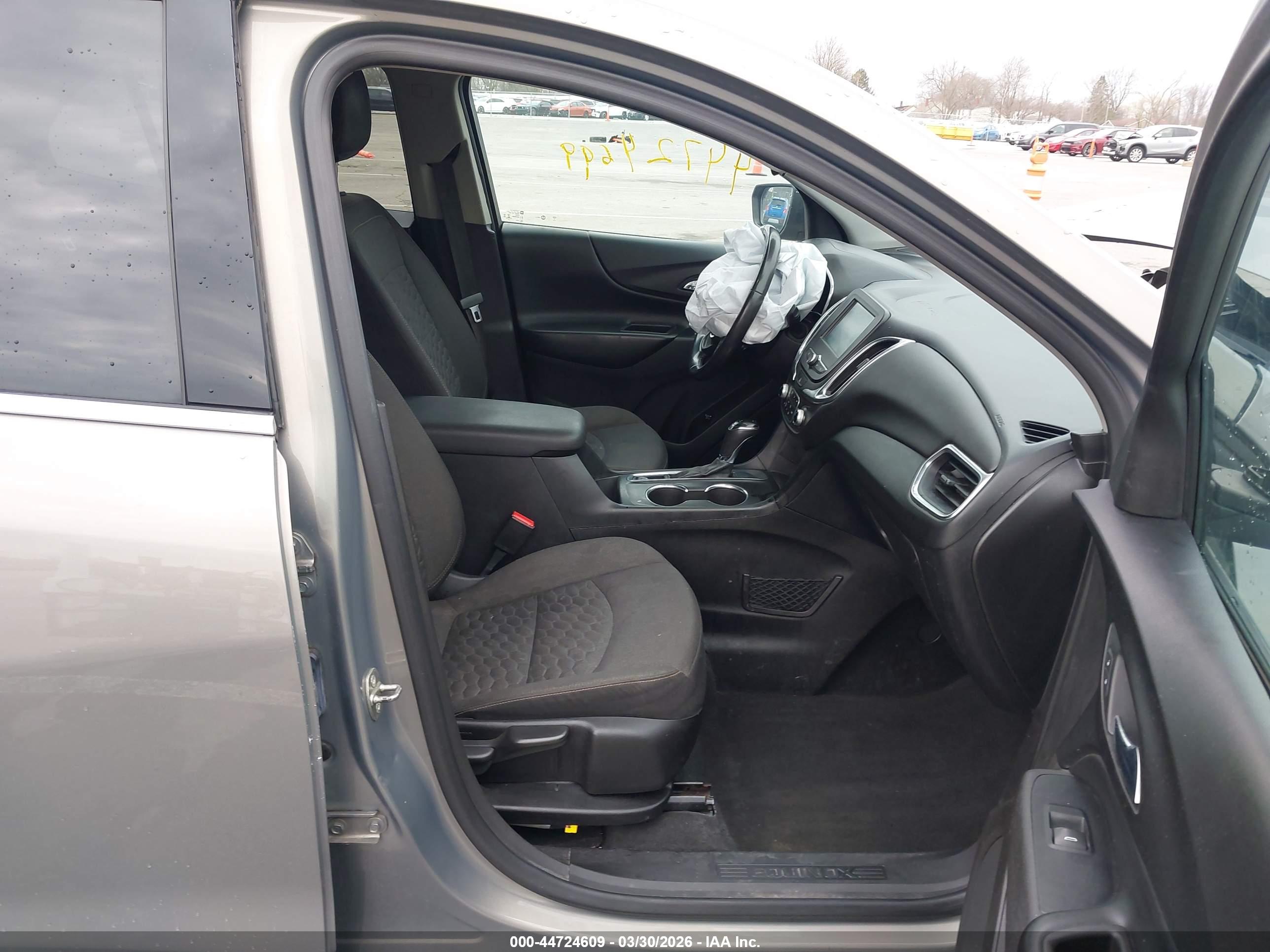 CHEVROLET EQUINOX image 5