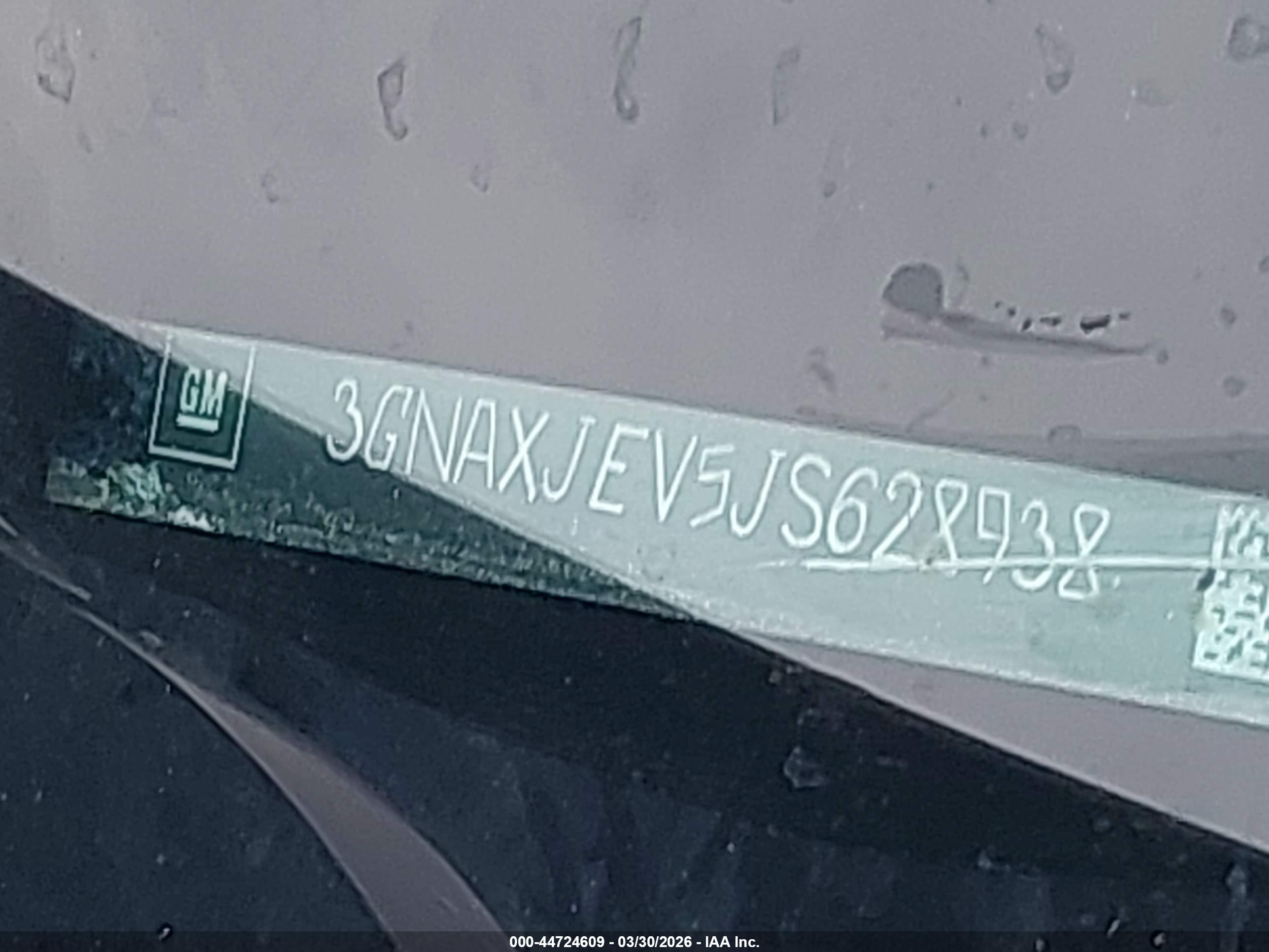CHEVROLET EQUINOX image 9