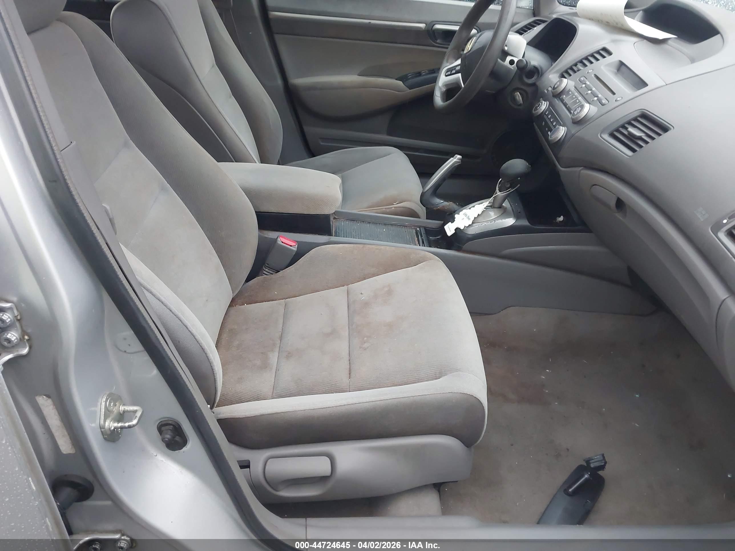 HONDA CIVIC image 5