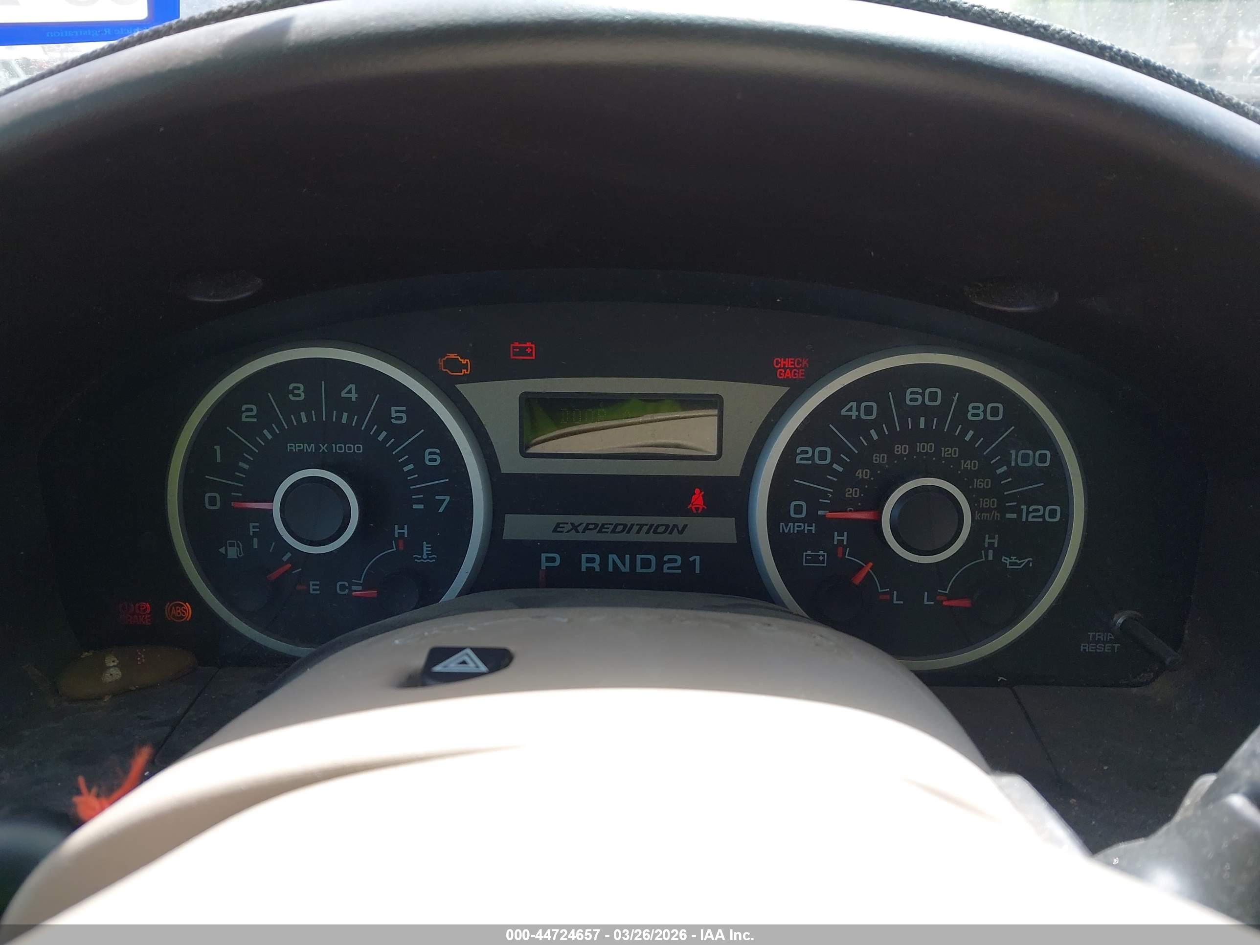 FORD EXPEDITION image 7