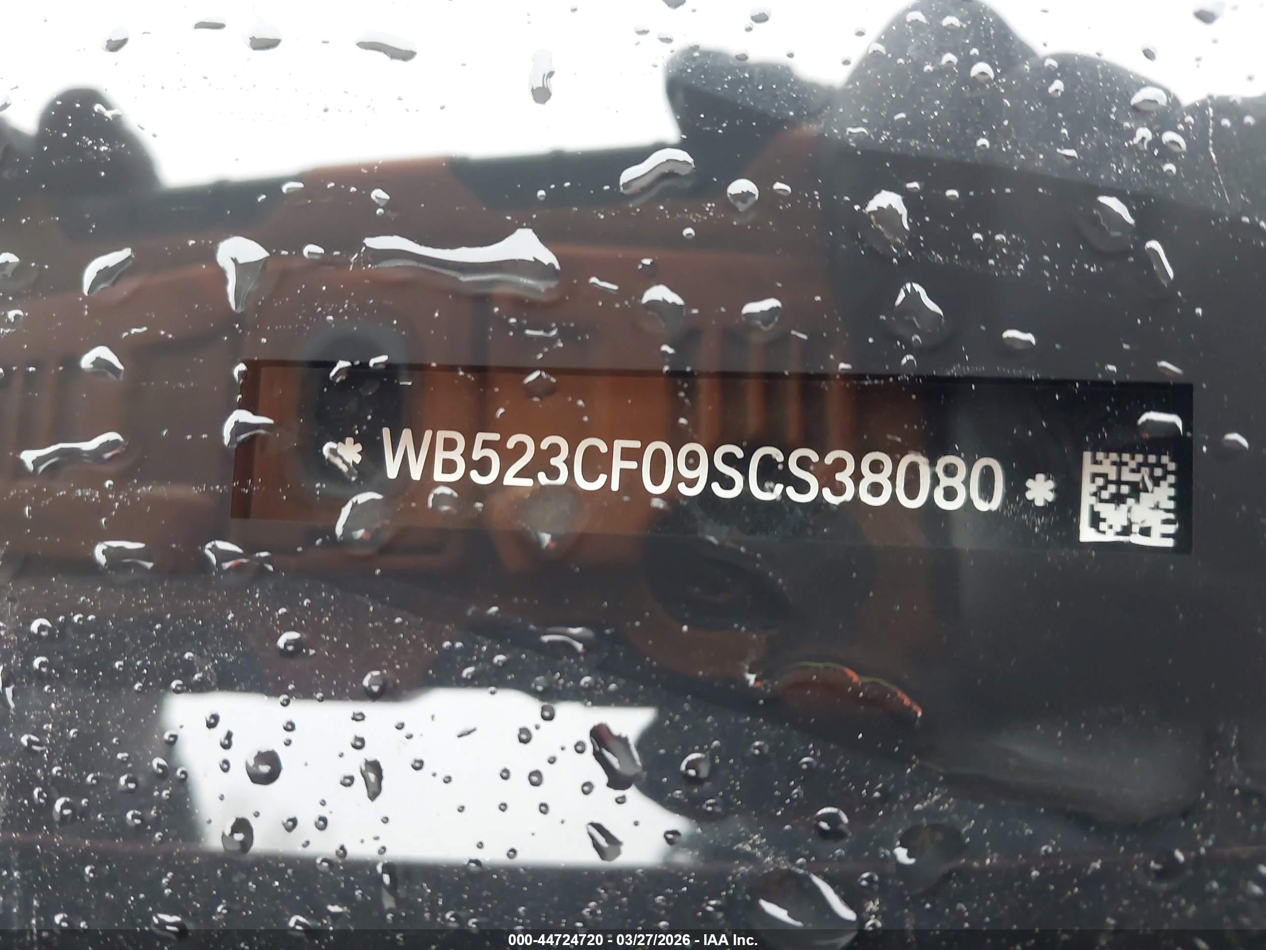 BMW IX image 9