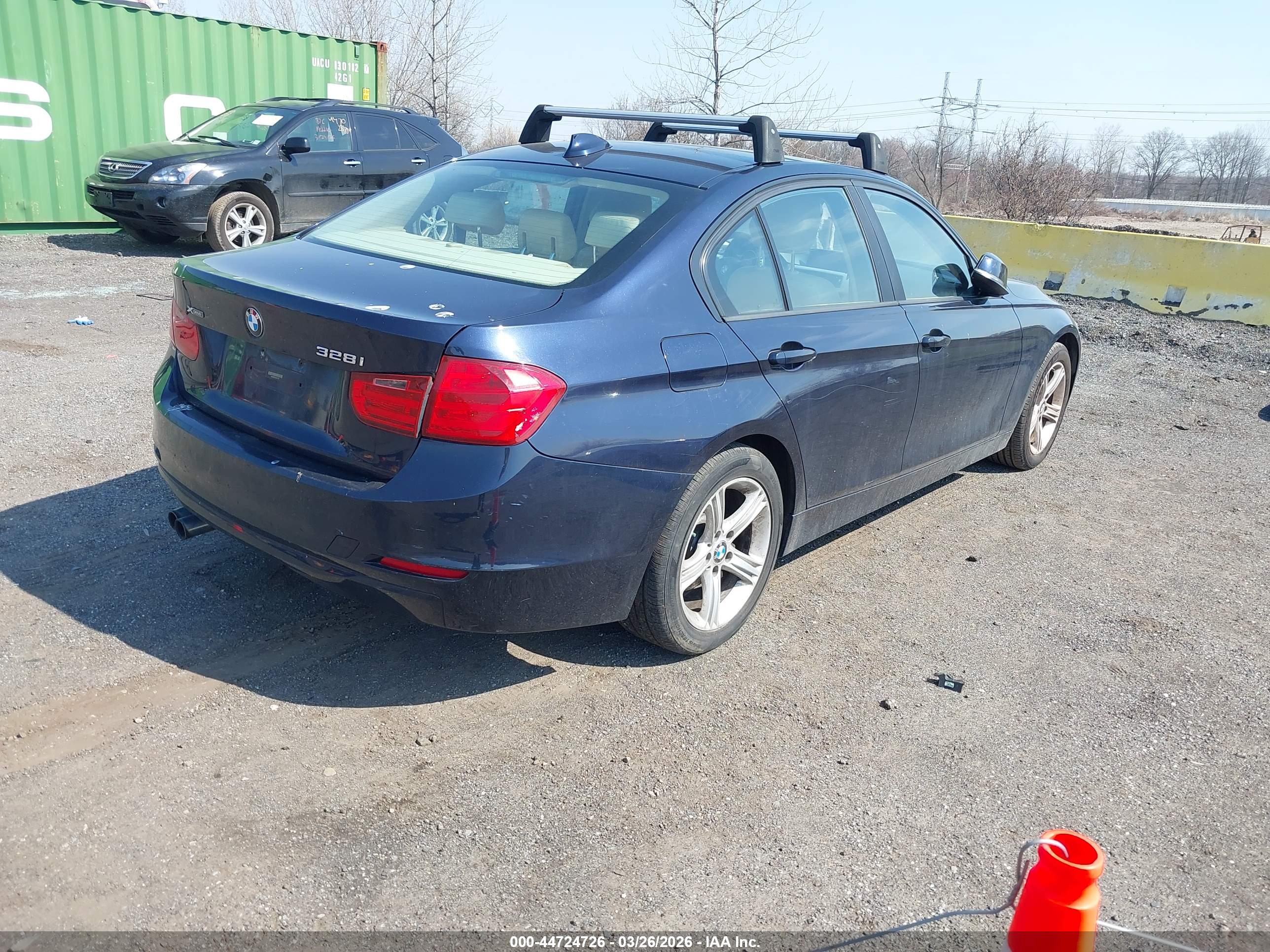 BMW 328I image 4