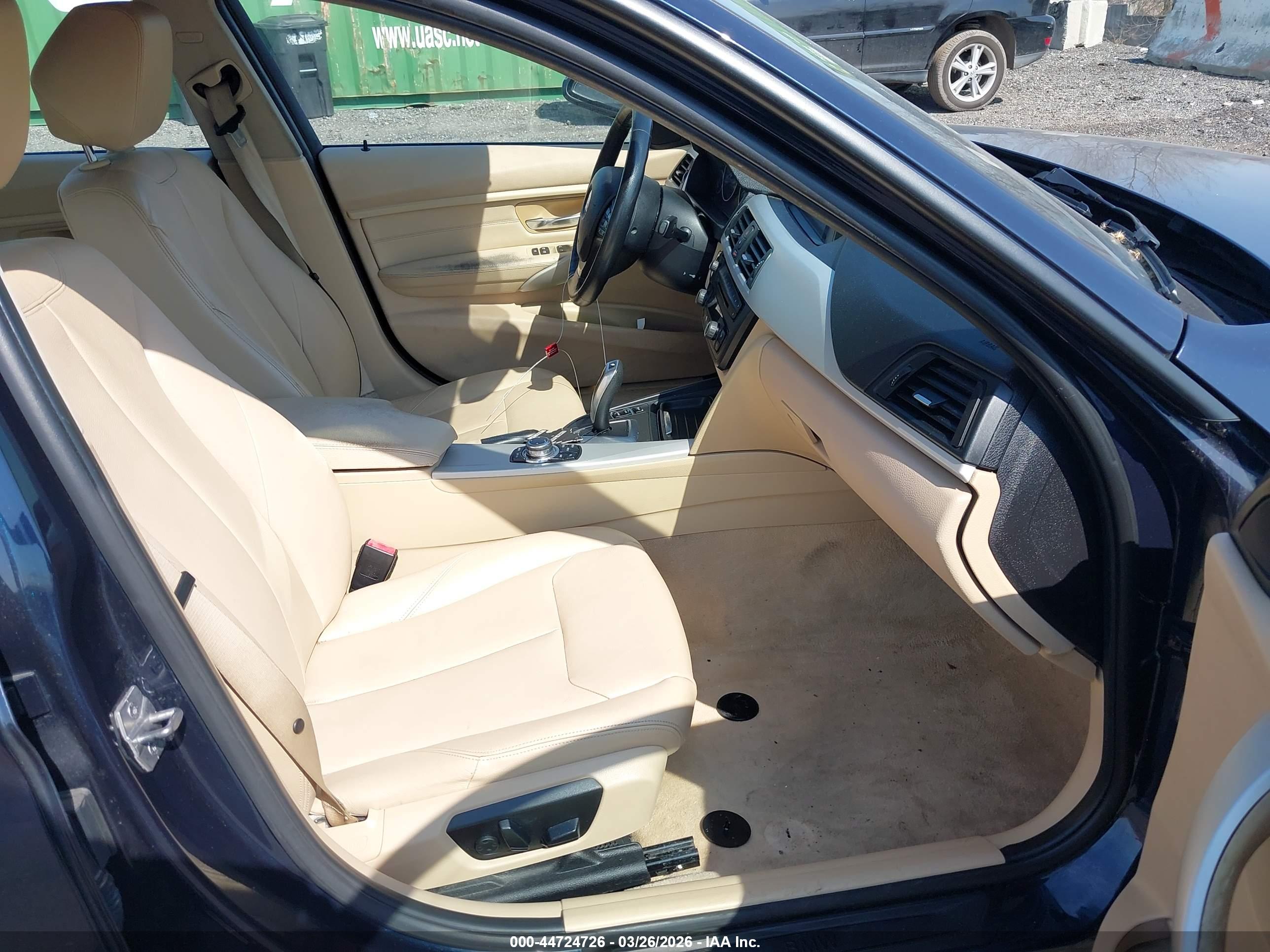 BMW 328I image 5