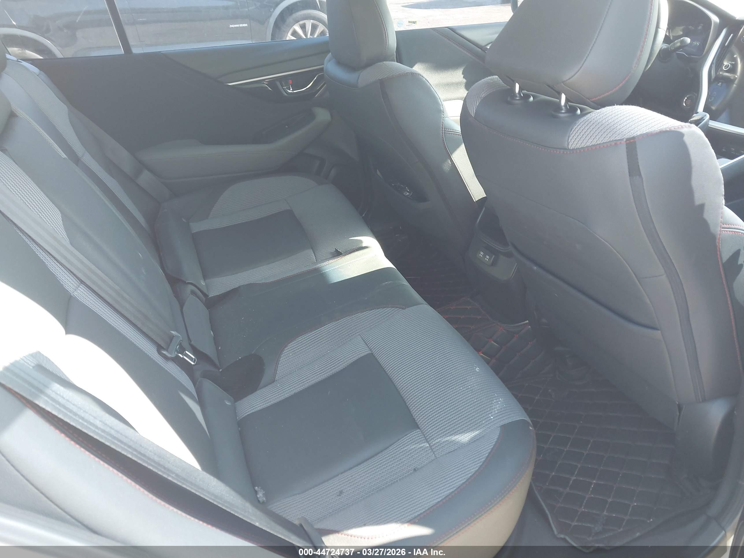 SUBARU LEGACY image 8