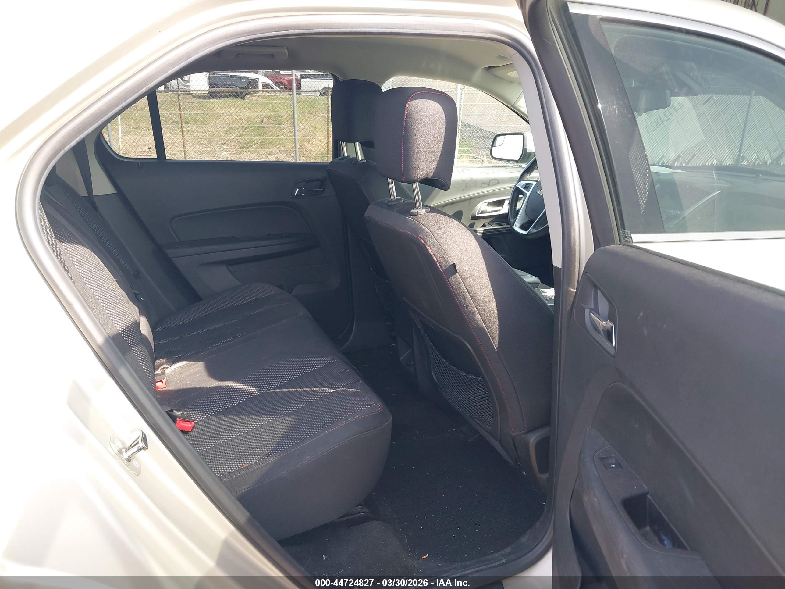 CHEVROLET EQUINOX image 8