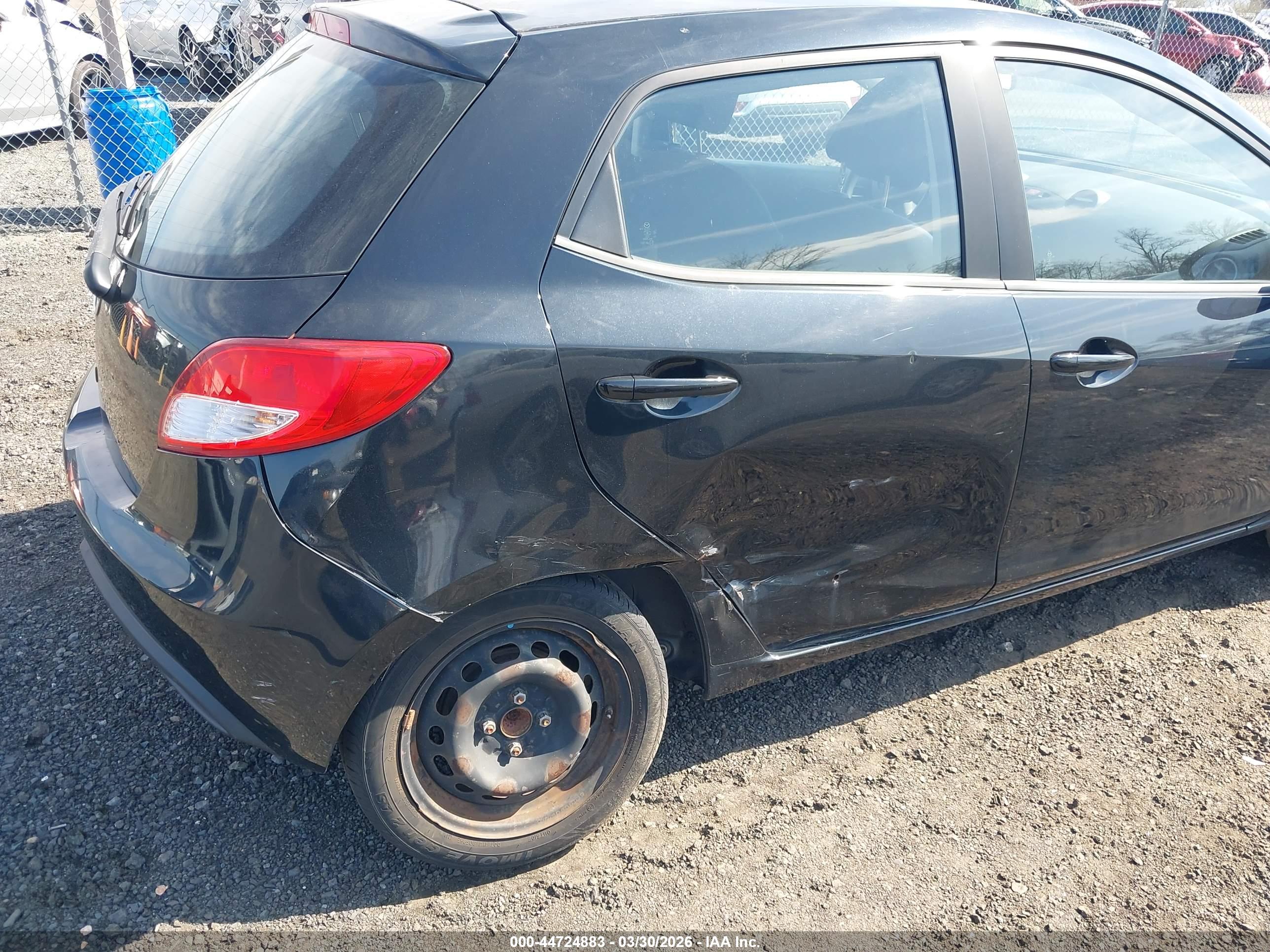 MAZDA MAZDA2 image 6