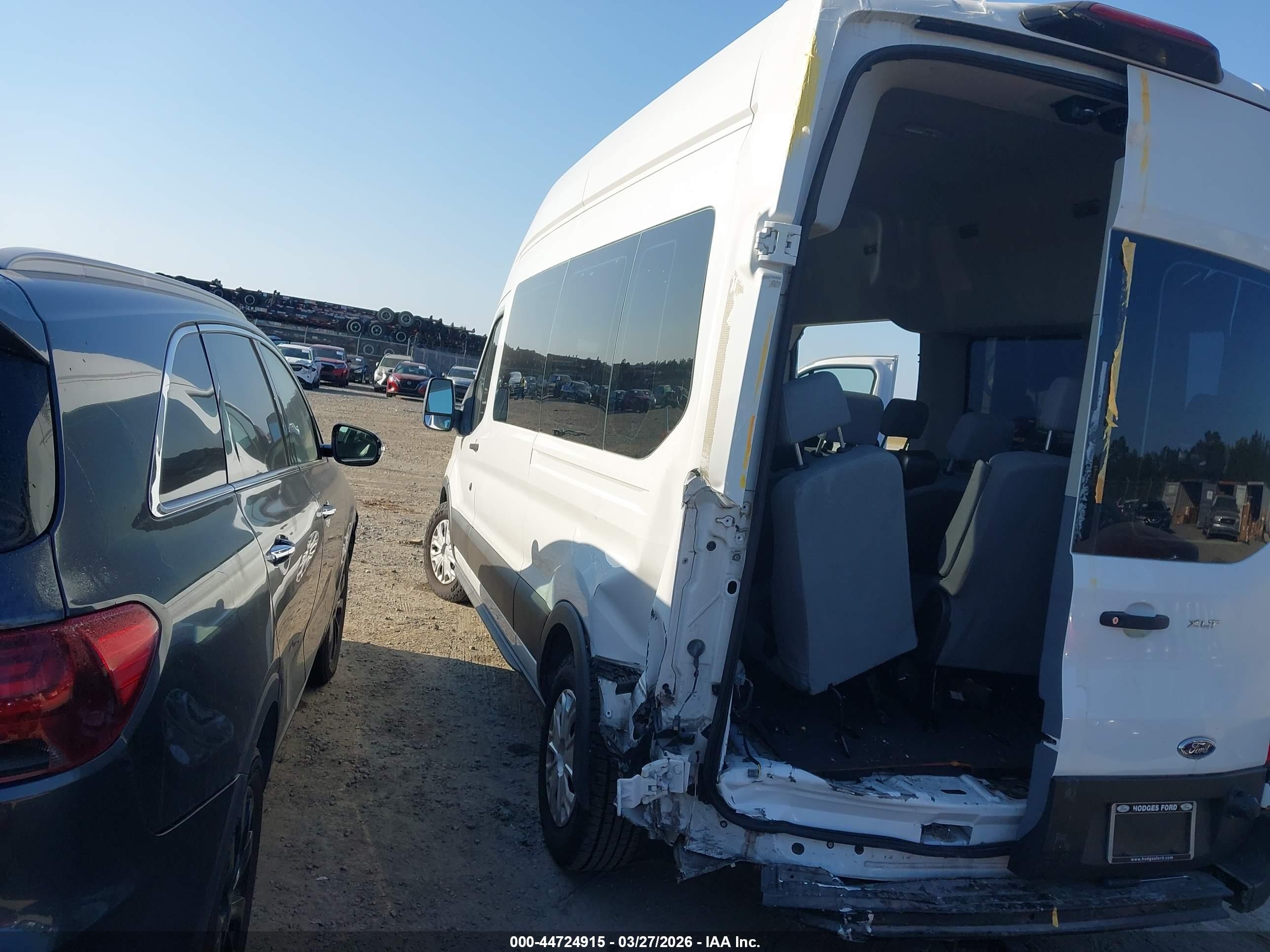 FORD TRANSIT-350 image 6