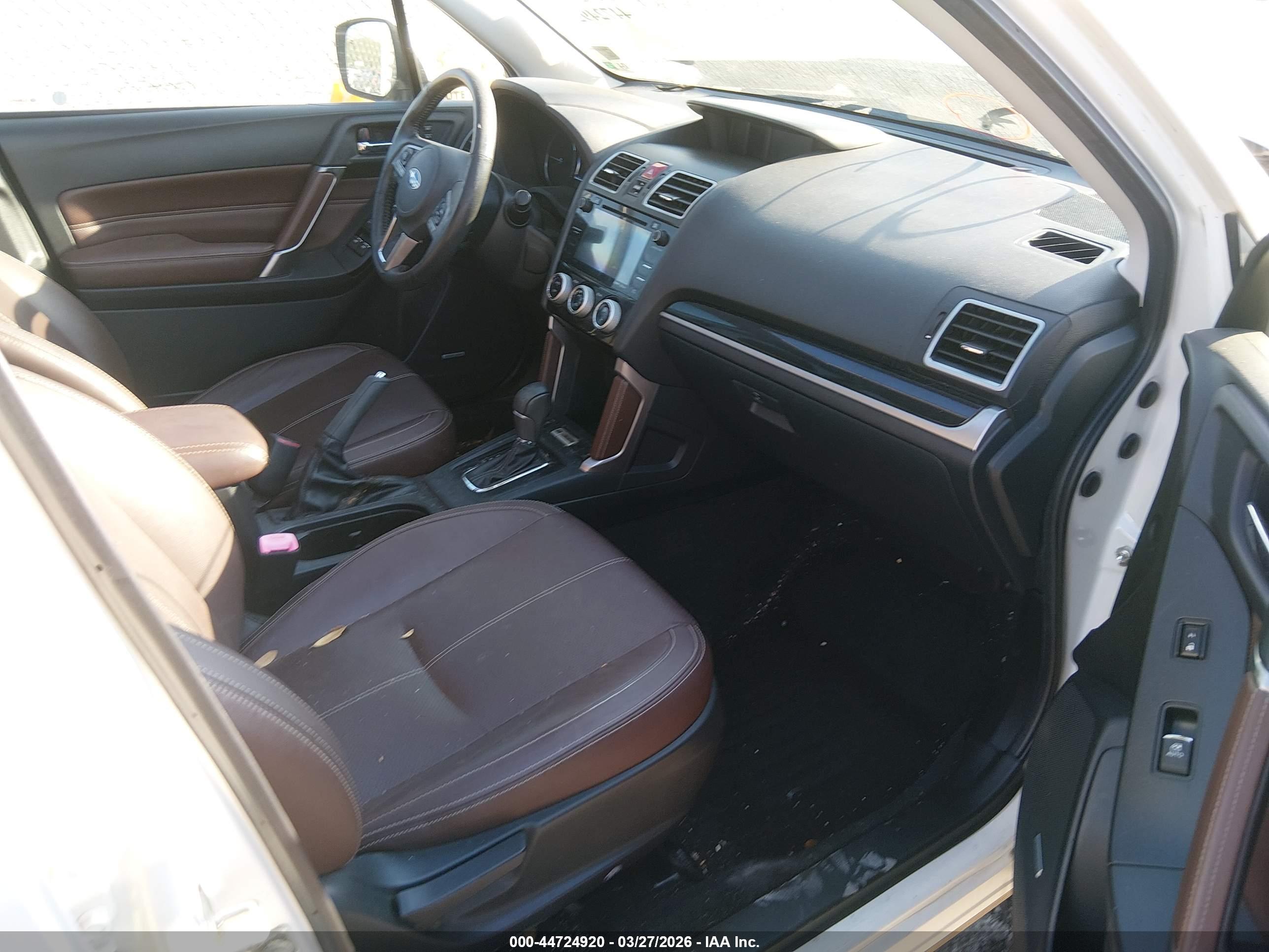 SUBARU FORESTER image 5