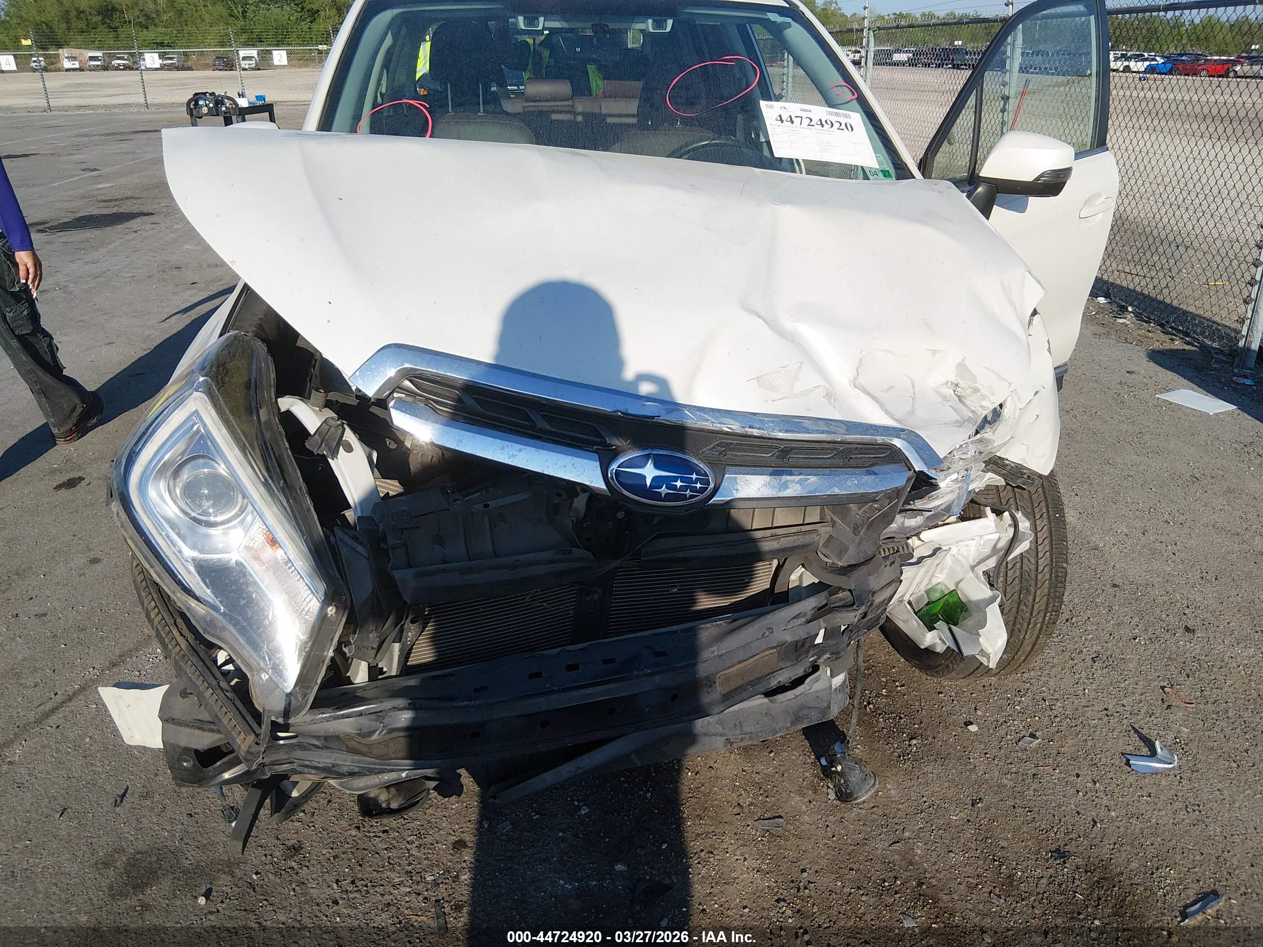 SUBARU FORESTER image 6