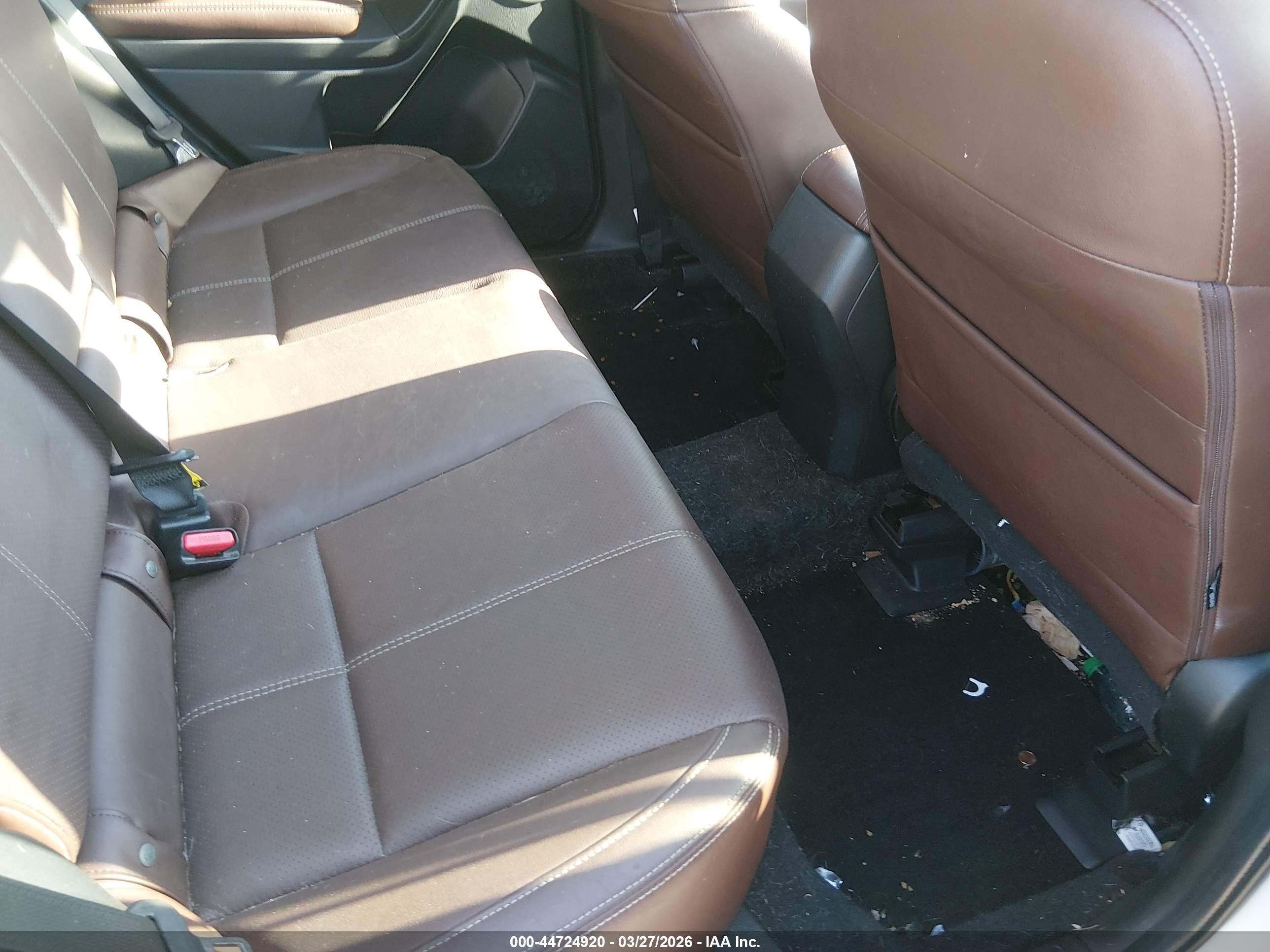 SUBARU FORESTER image 8