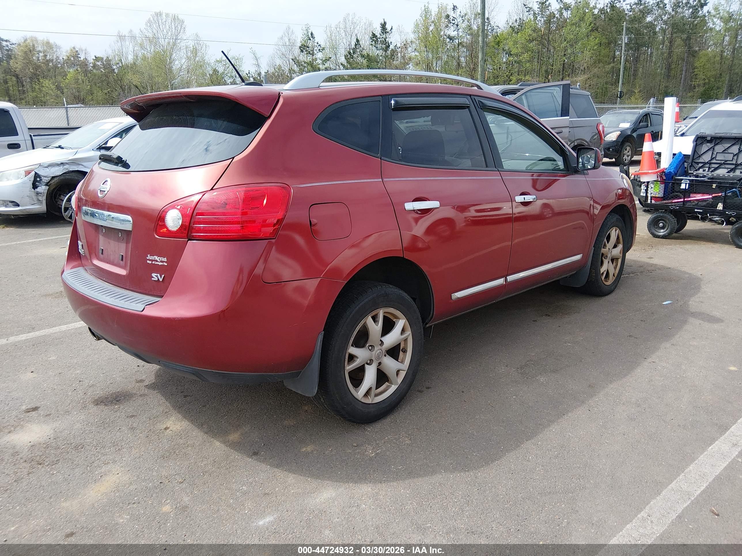 NISSAN ROGUE image 4