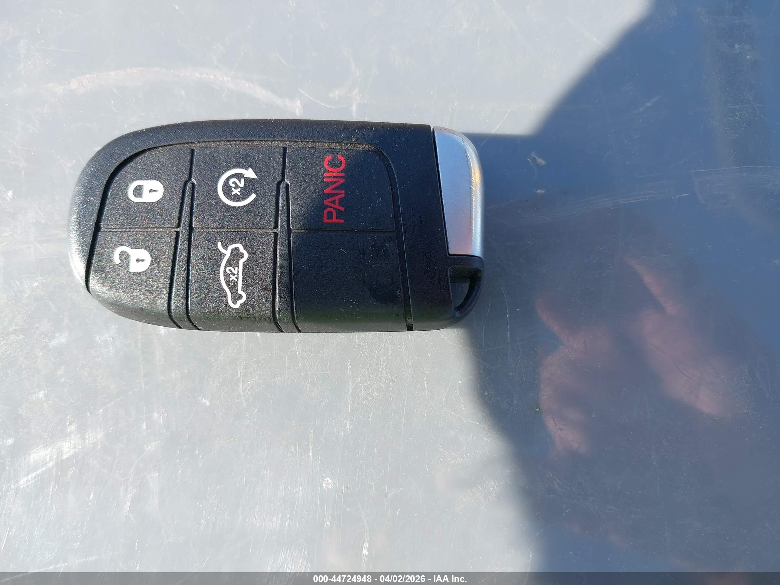 CHRYSLER 300 image 11