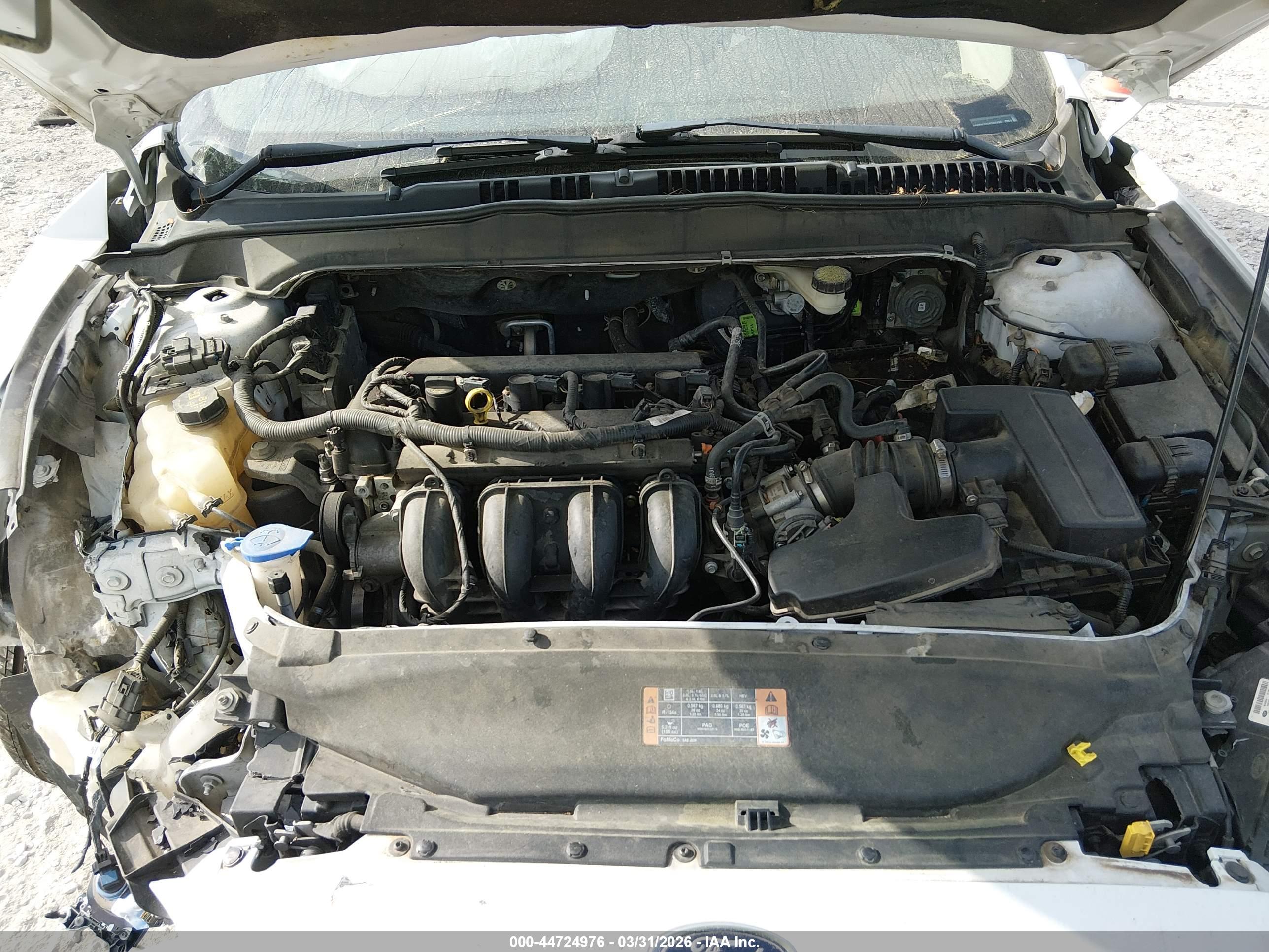 FORD FUSION image 10