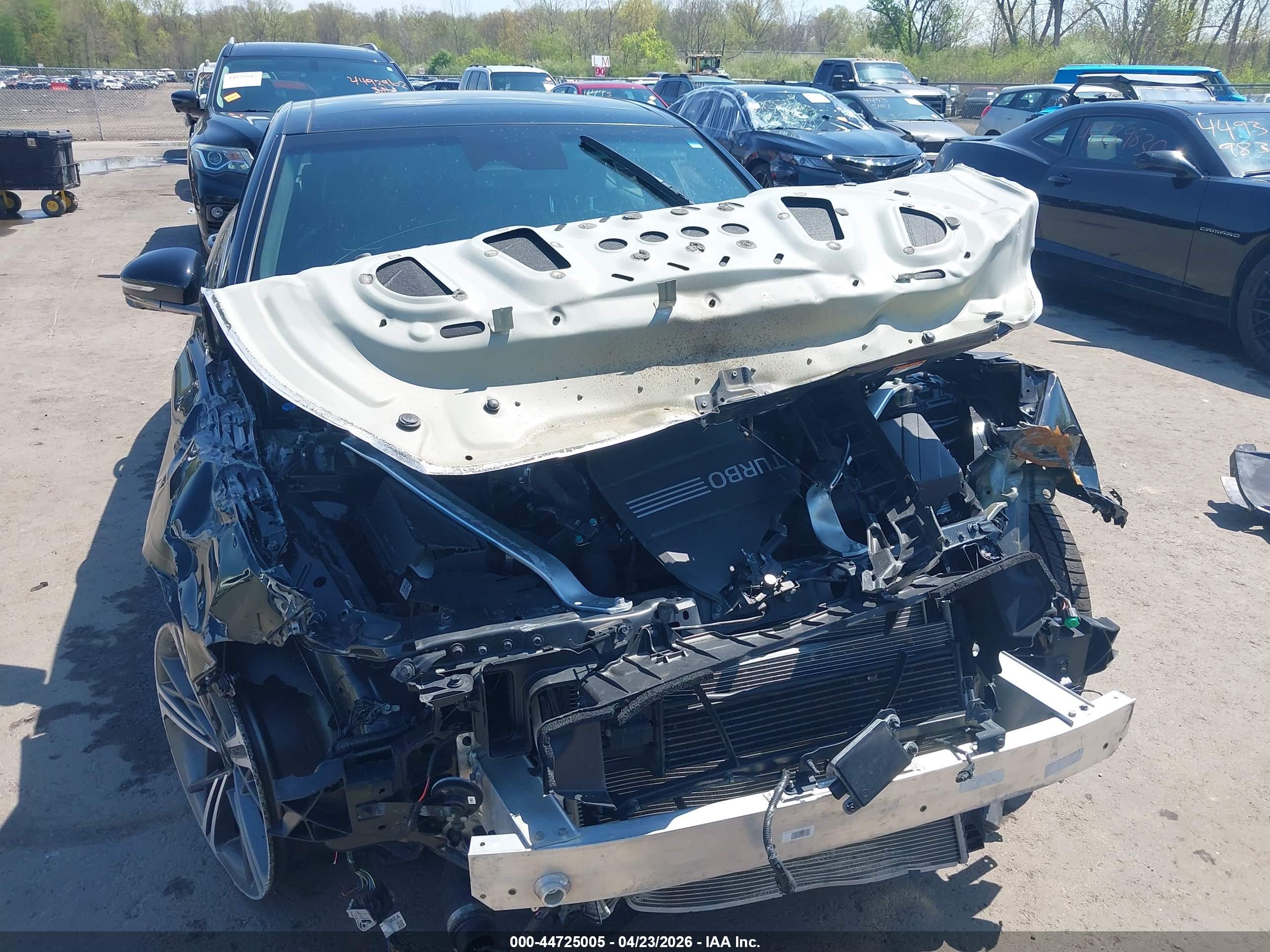GENESIS G70 image 6
