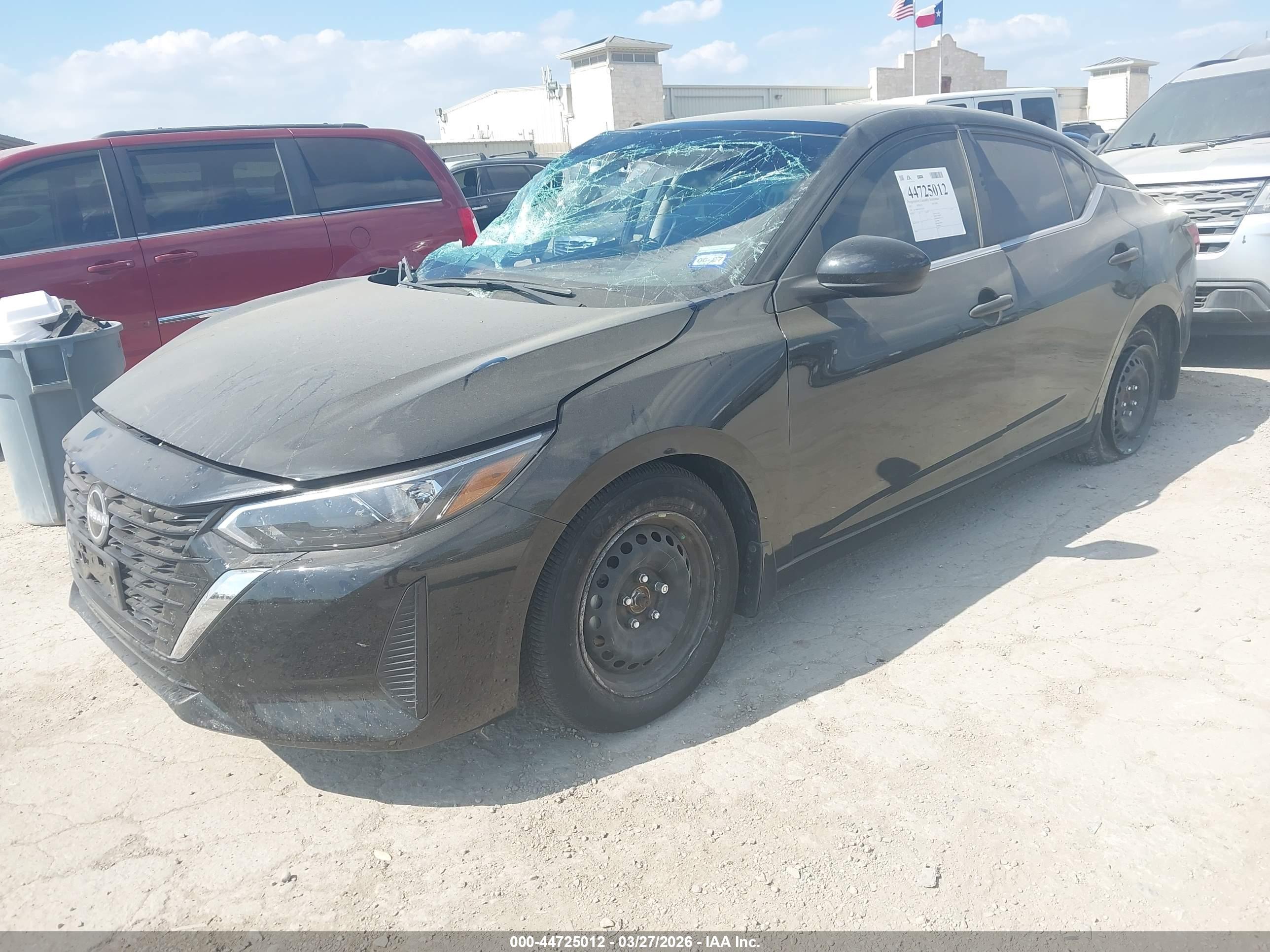 NISSAN SENTRA image 2